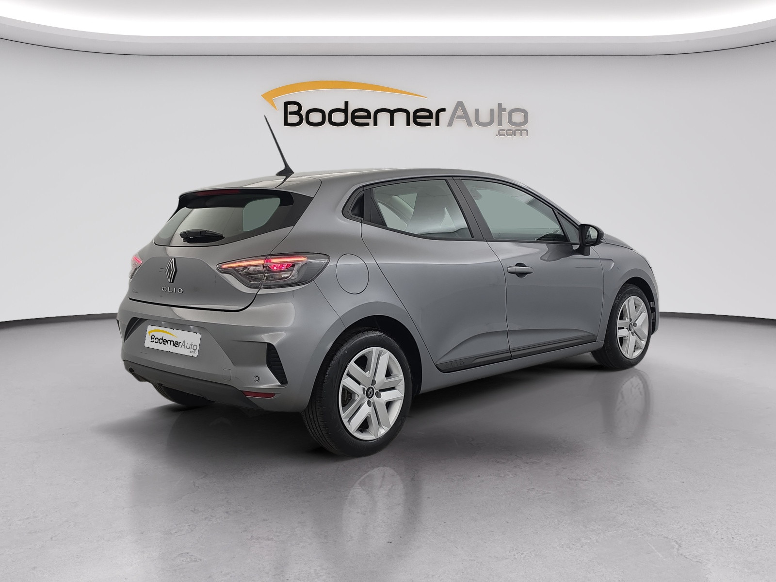 Vente en ligne Renault Clio 5 Clio TCe 90 au prix de 15 490 €