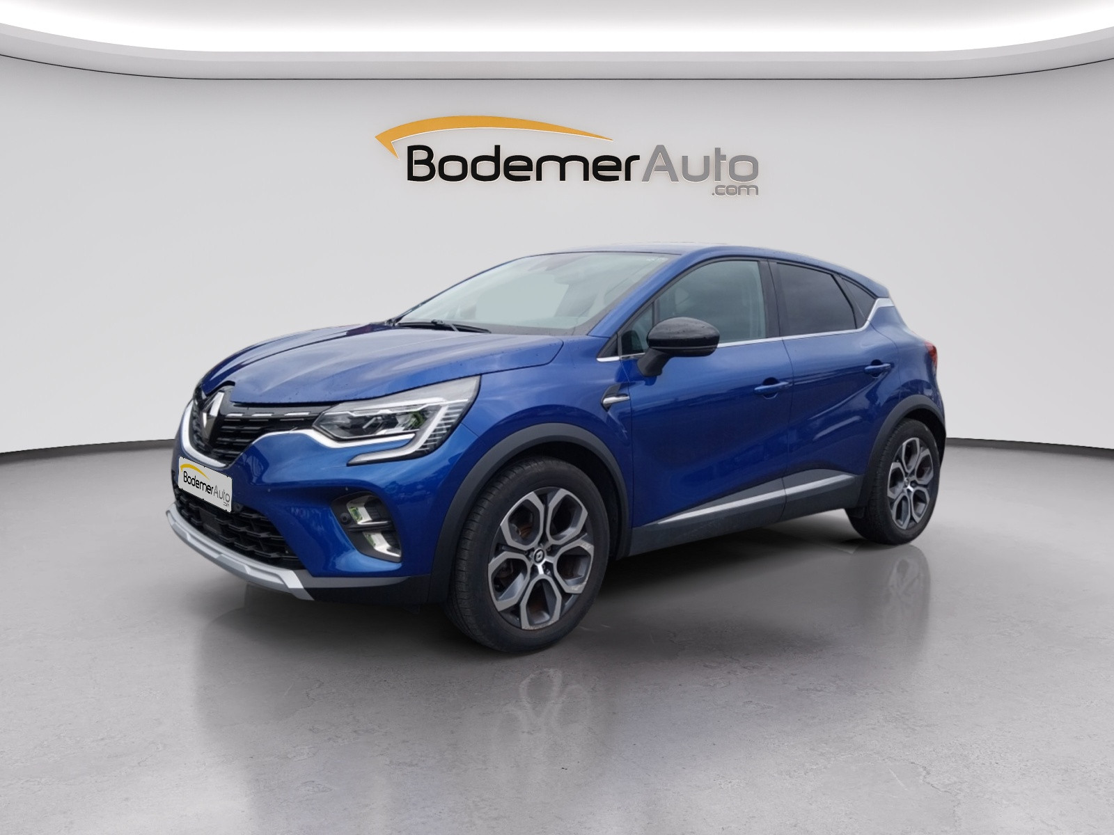 Renault Captur  E-Tech full hybrid 145 occasion de 2023 en vente à Quimper