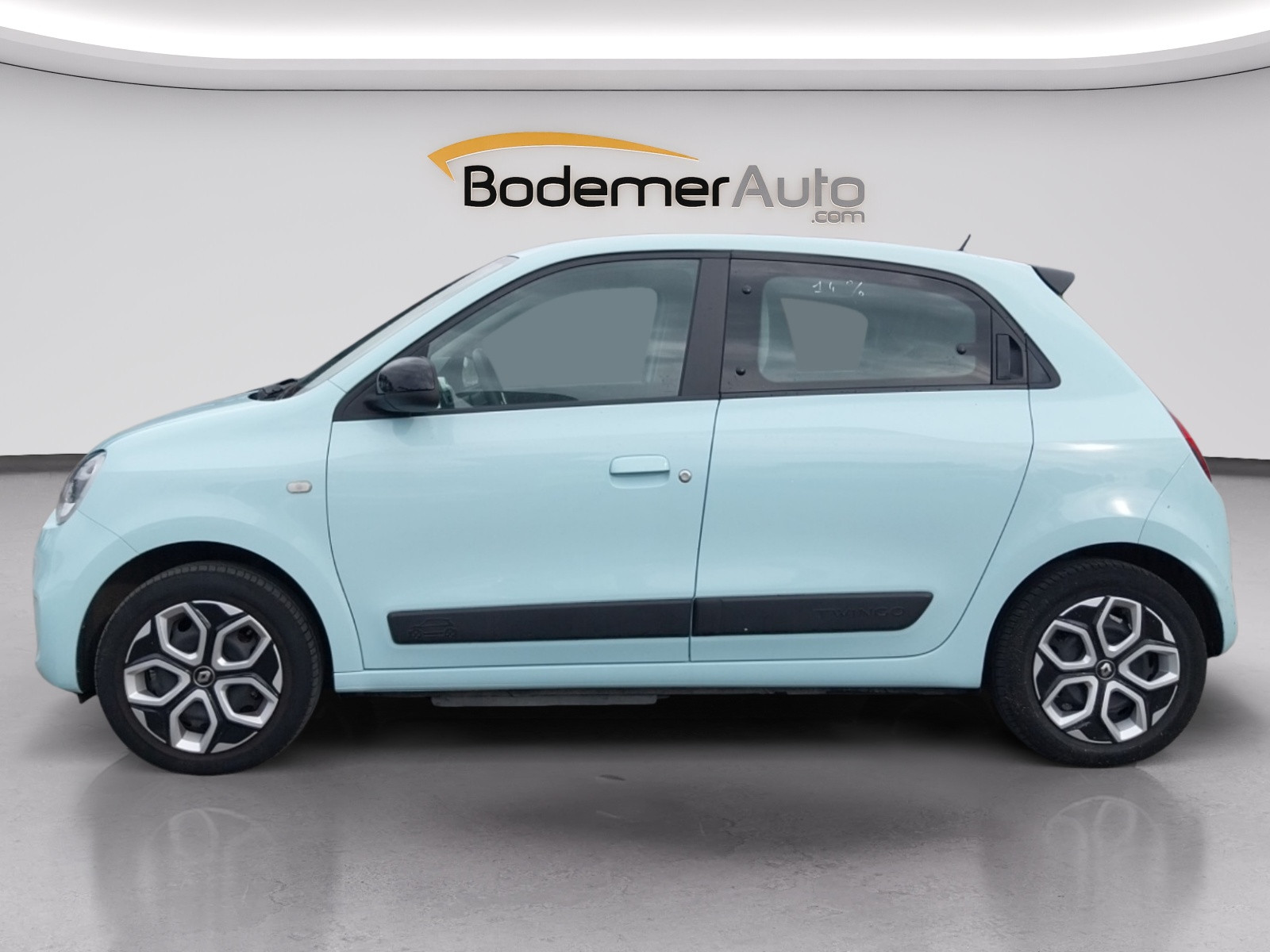 Vente en ligne Renault Twingo Electrique Twingo III E-Tech au prix de 13 990 €