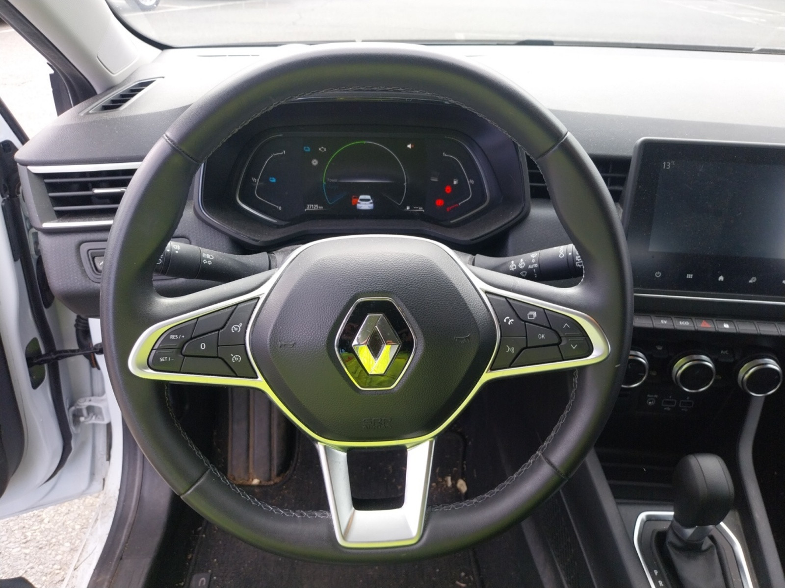 Vente en ligne Renault Clio 5 Clio E-Tech full hybrid 145 au prix de 16 490 €