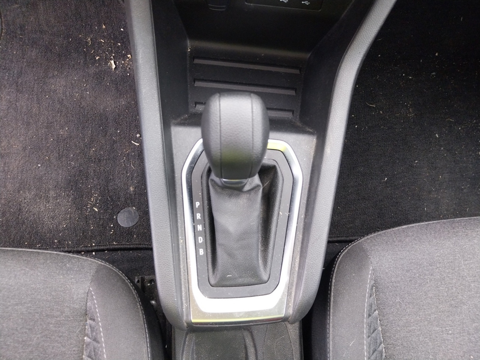Vente en ligne Renault Clio 5 Clio E-Tech full hybrid 145 au prix de 16 490 €