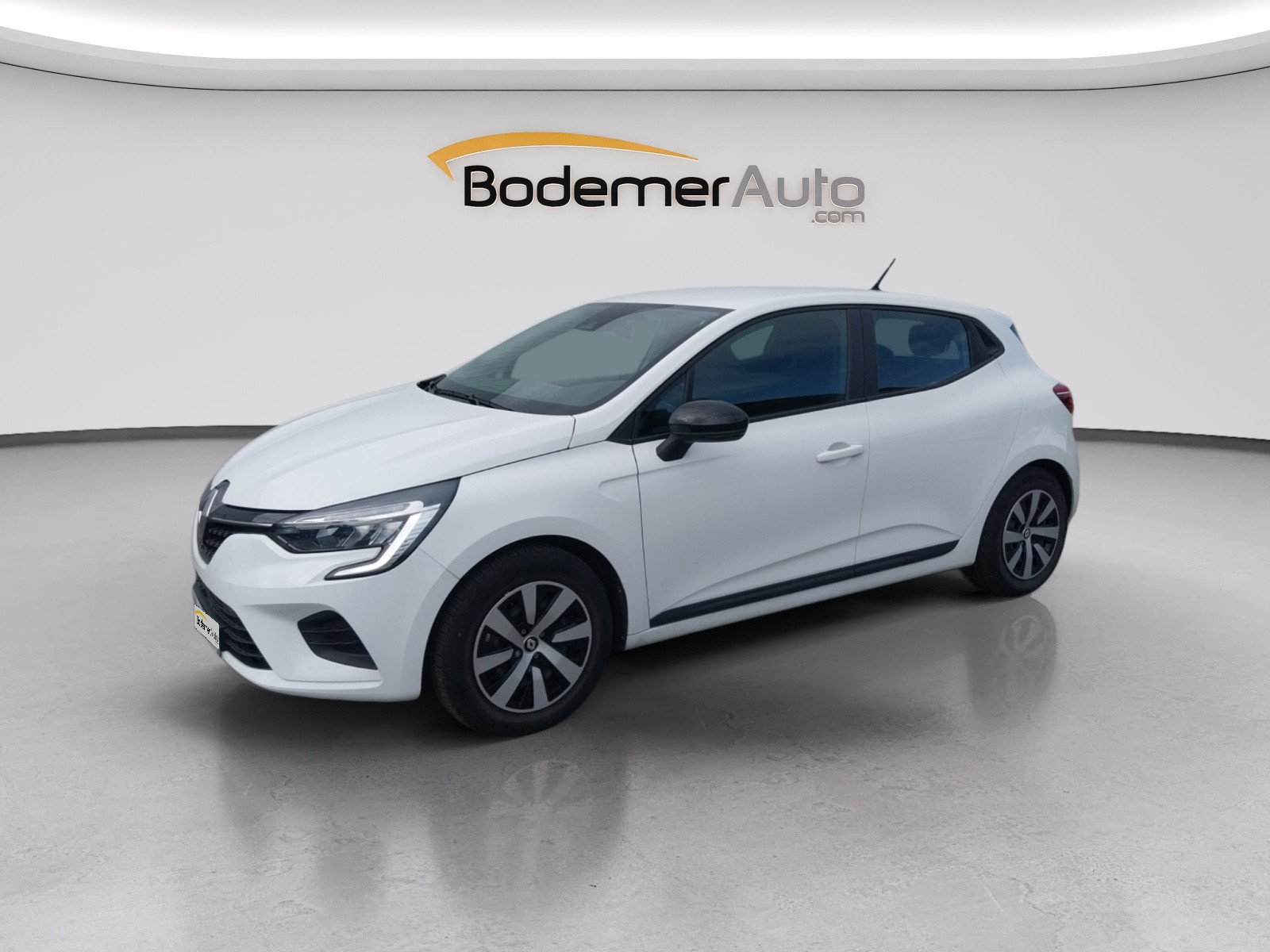 Renault Clio 5 Clio E-Tech full hybrid 145 occasion de 2023 en vente à Quimper