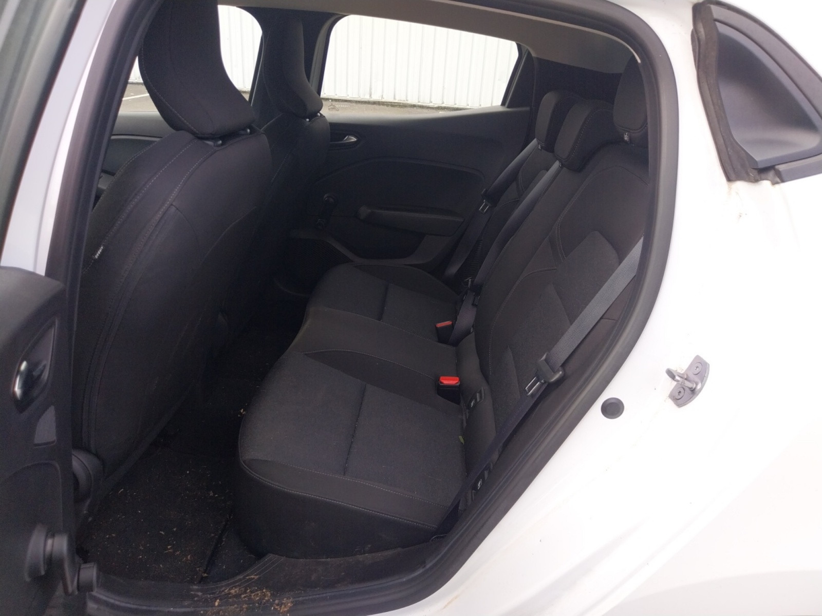 Vente en ligne Renault Clio 5 Clio E-Tech full hybrid 145 au prix de 16 490 €