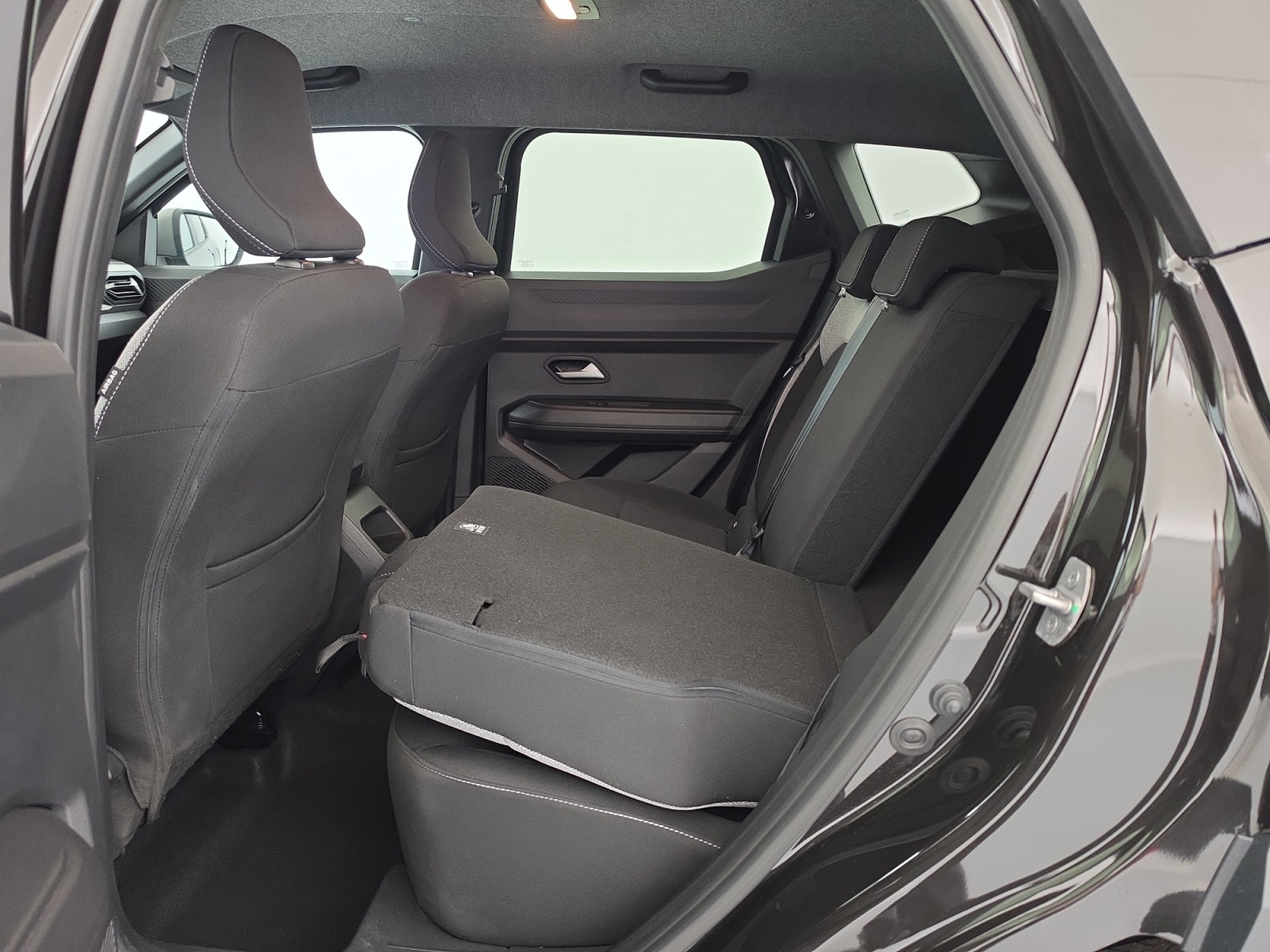 Vente en ligne Dacia Duster  Hybrid 155 au prix de 28 490 €