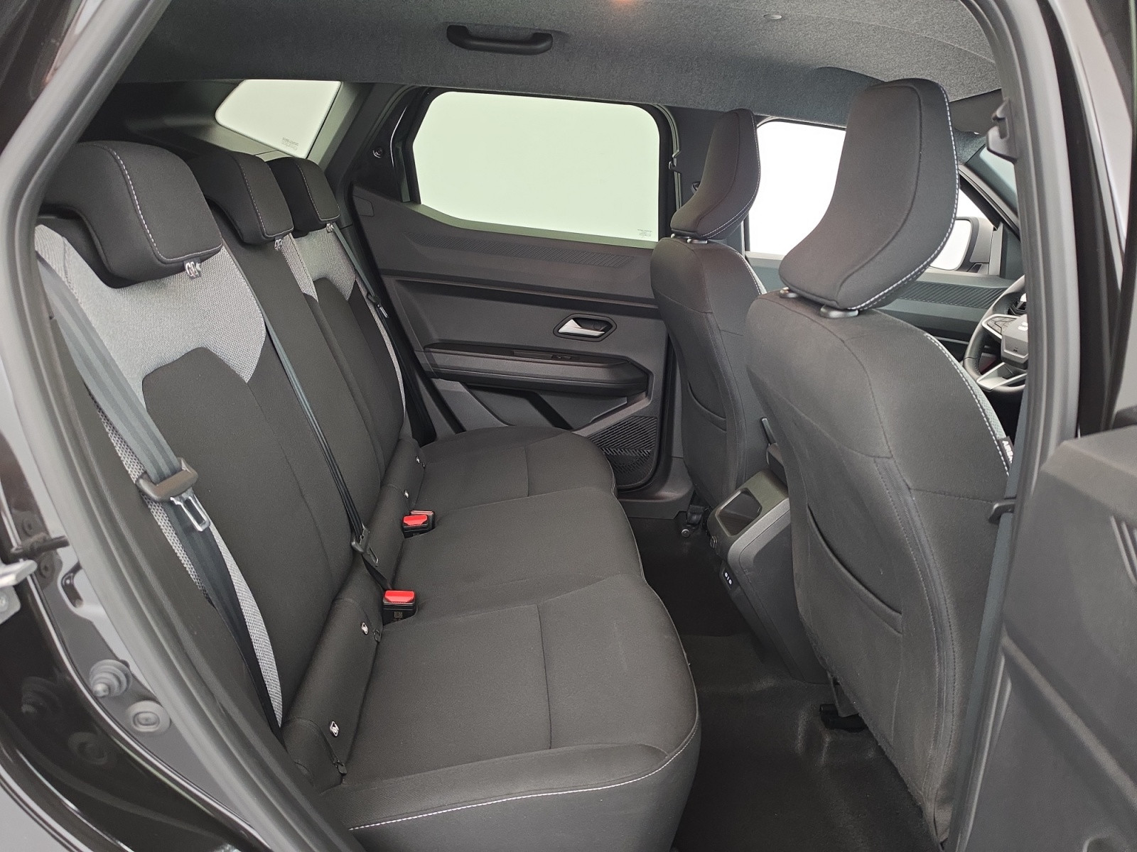 Vente en ligne Dacia Duster  Hybrid 155 au prix de 28 490 €