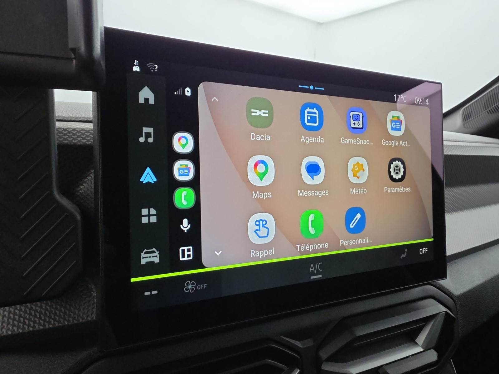 Vente en ligne Dacia Duster  Hybrid 155 au prix de 28 490 €