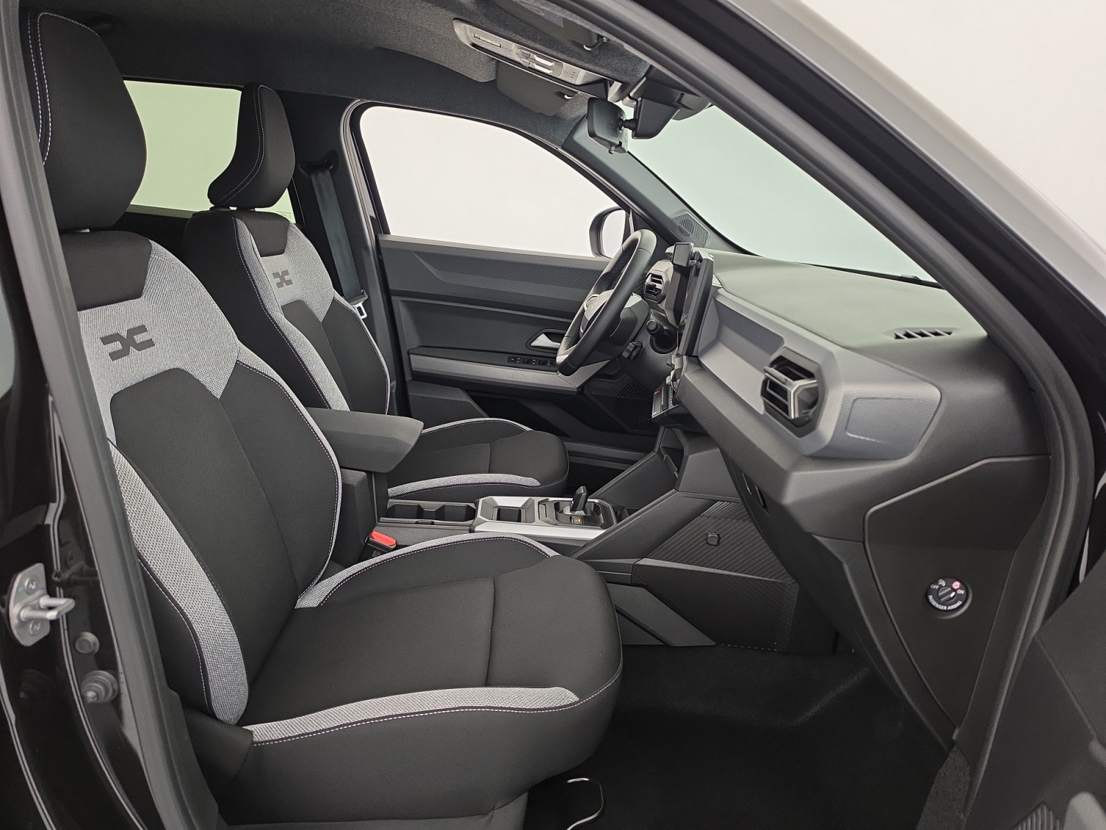 Vente en ligne Dacia Duster  Hybrid 155 au prix de 28 490 €