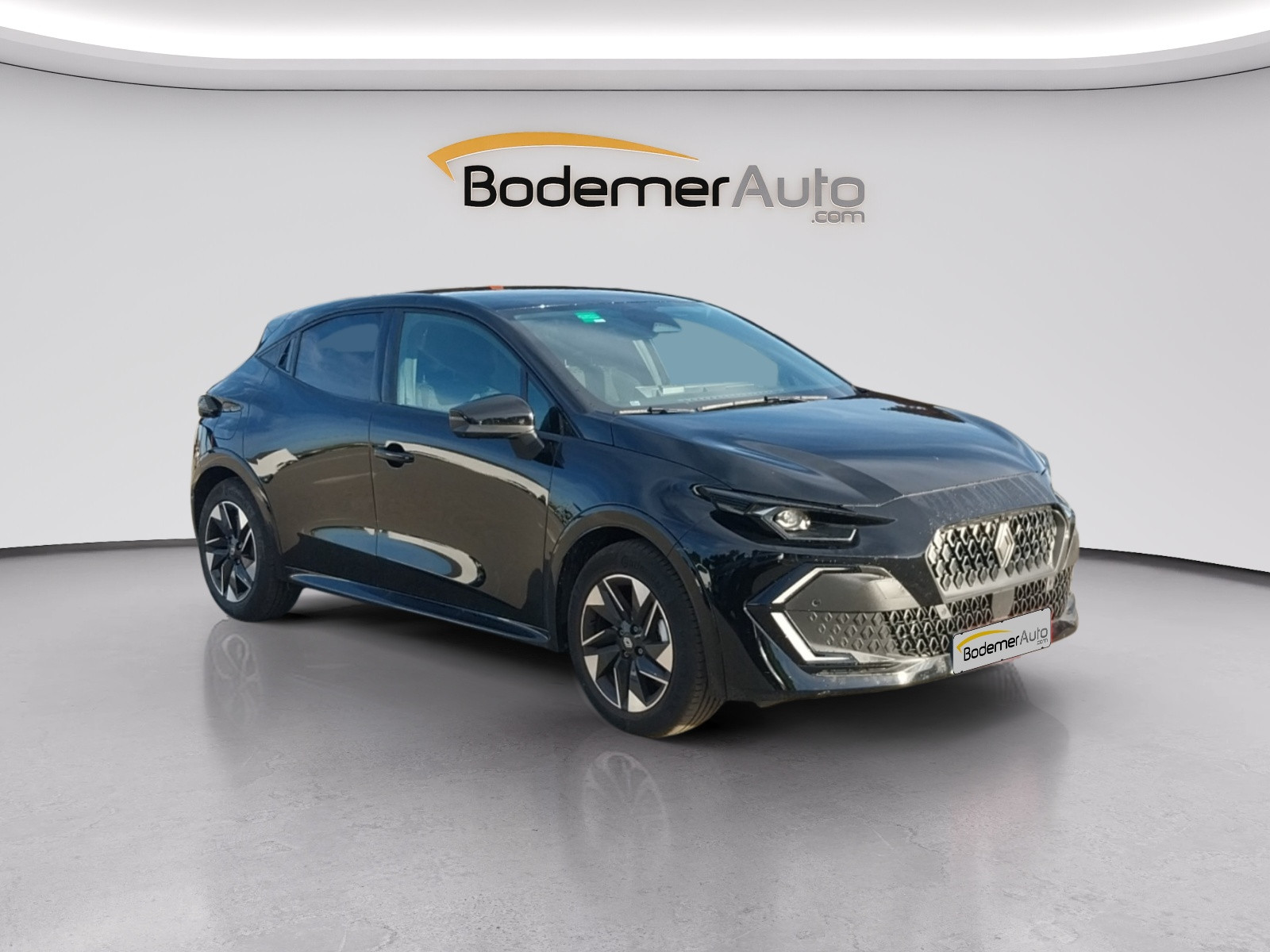 Vente en ligne Renault Clio 6 Clio TCe 115 ch EDC au prix de 24 990 €