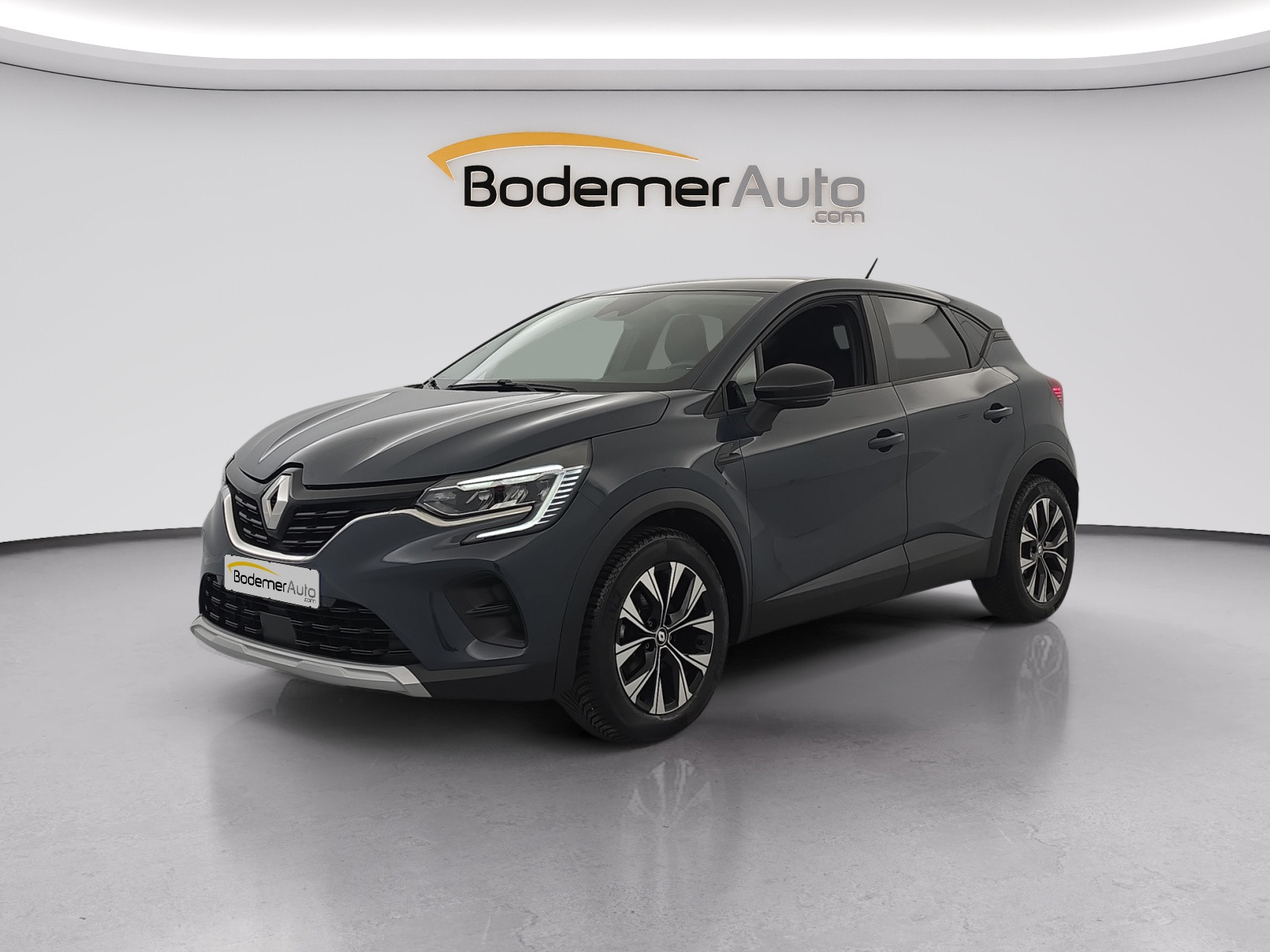 Renault Captur  E-Tech full hybrid 145 occasion de 2023 en vente à Quimper
