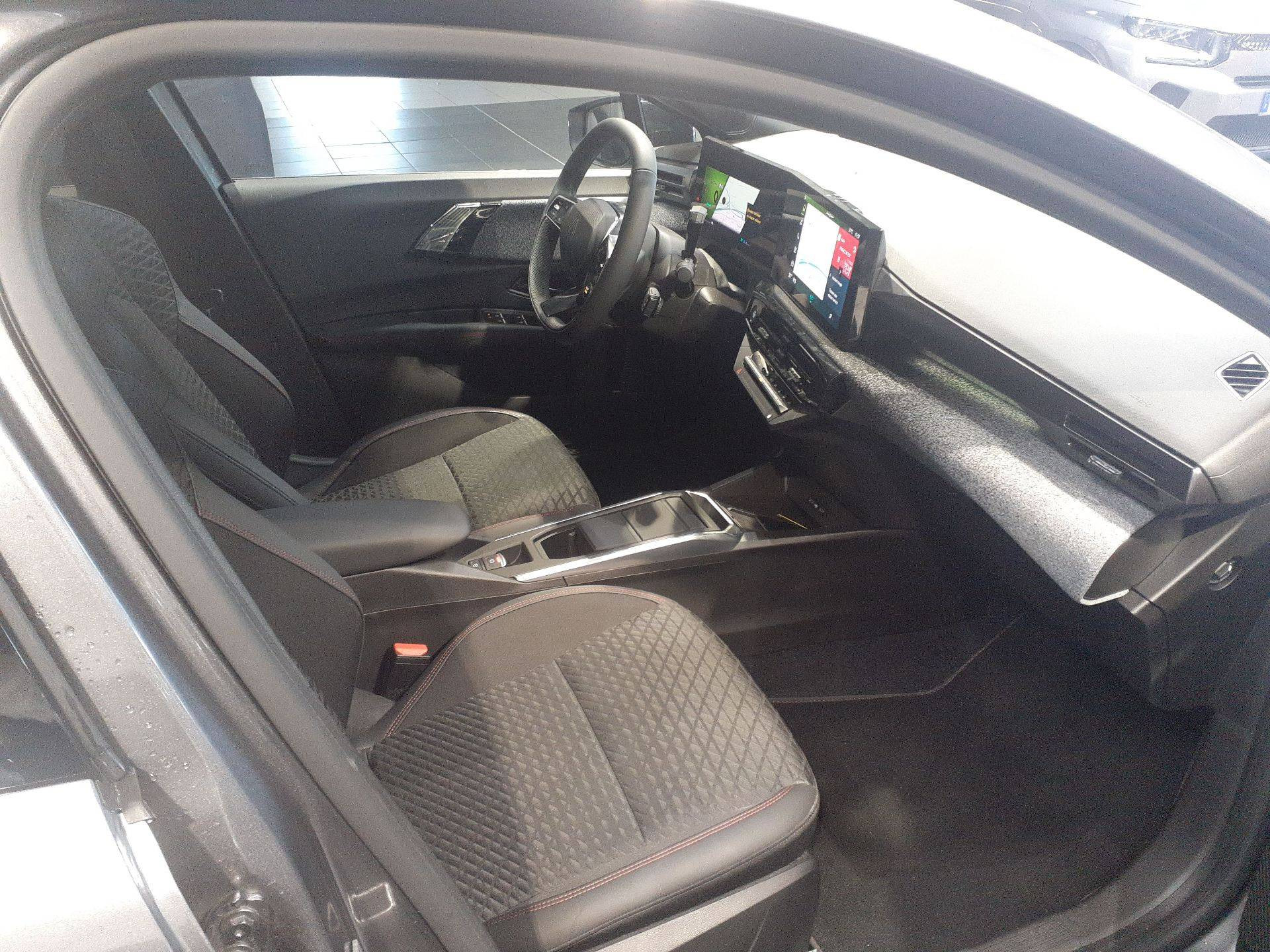 Vente en ligne Renault Clio 6 Clio E-Tech full hybrid 160 ch au prix de 26 500 €