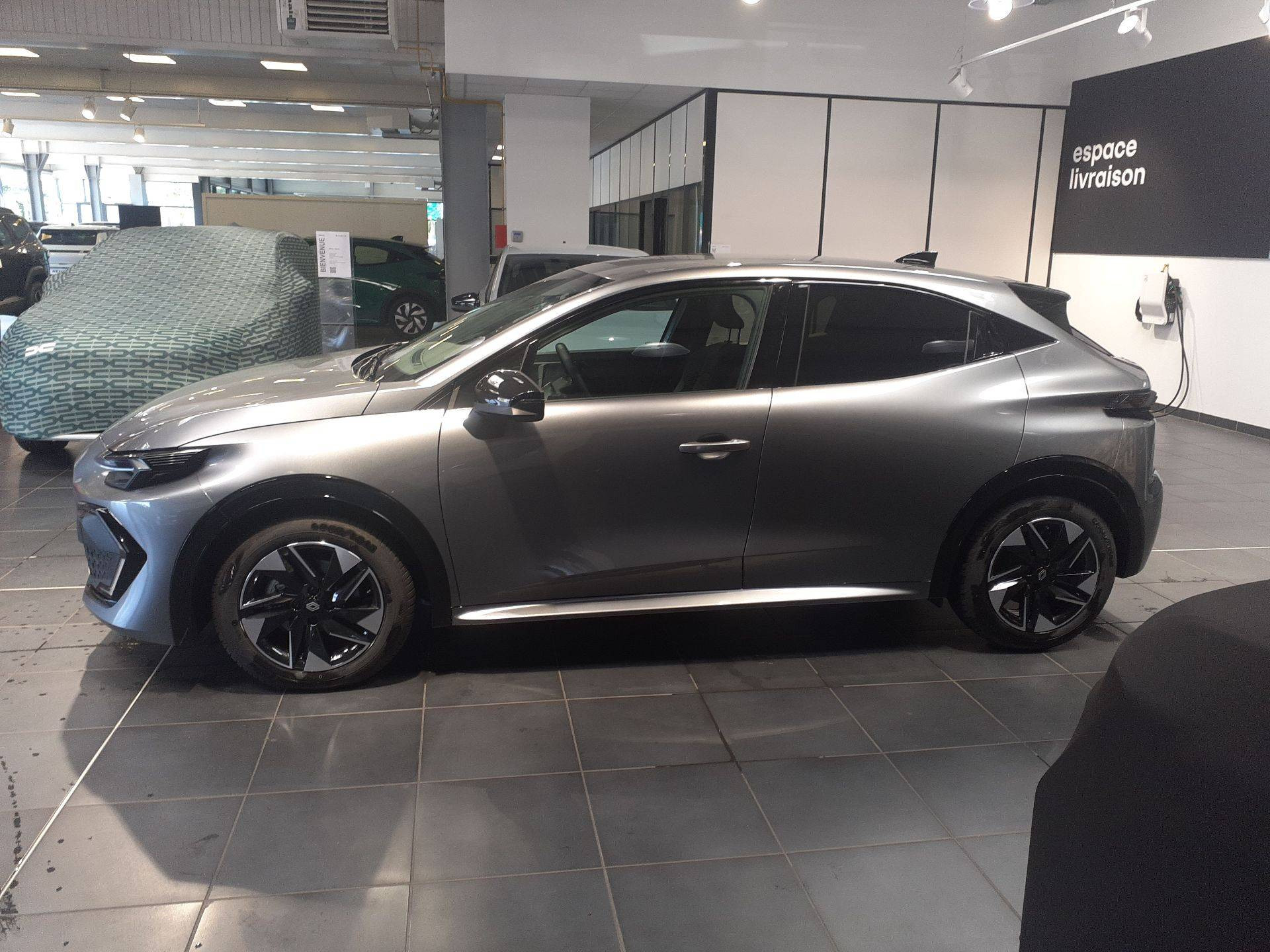 Renault Clio 6 Clio E-Tech full hybrid 160 ch occasion de 2026 en vente à Quimper