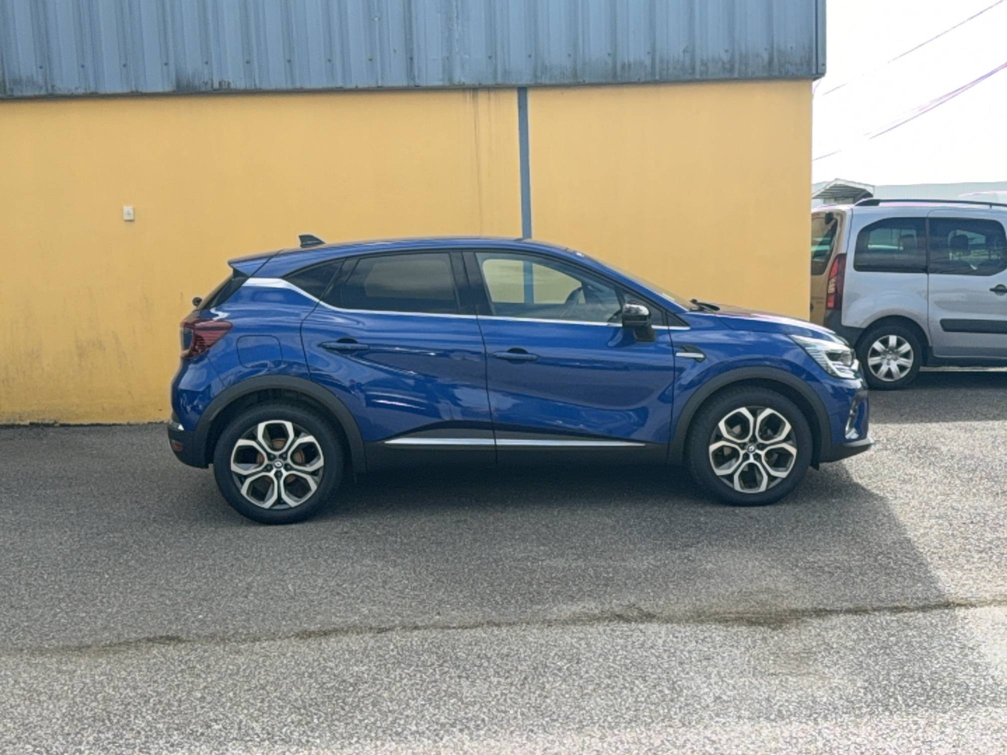Renault Captur  TCe 90 occasion de 2023 en vente à Quimper