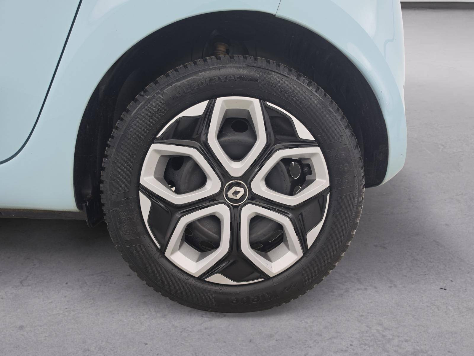 Vente en ligne Renault Twingo Electrique Twingo III E-Tech au prix de 13 890 €