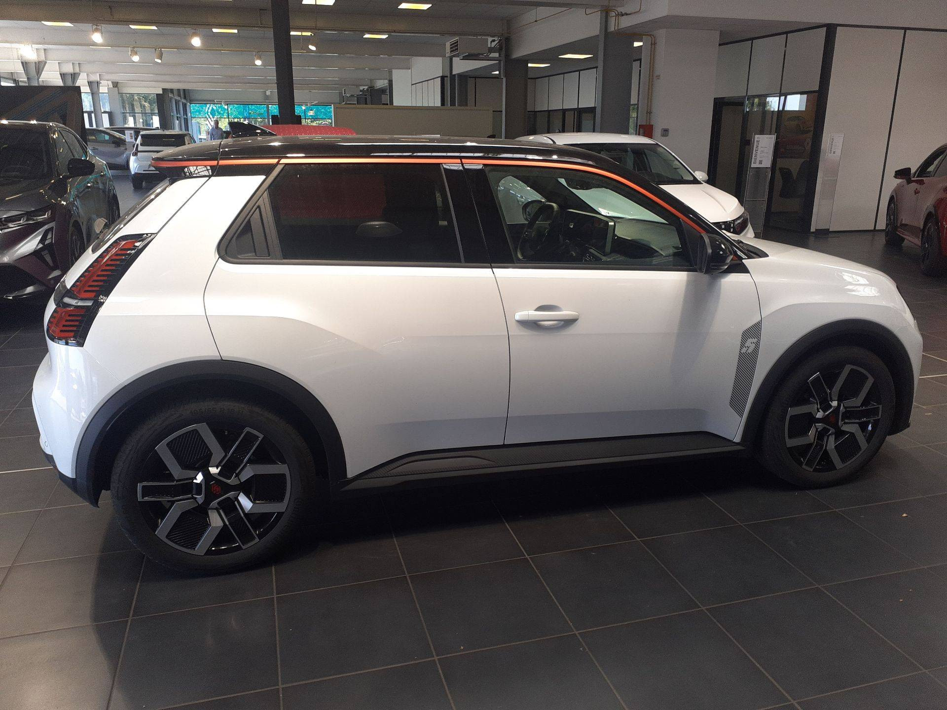 Vente en ligne Renault R5 E-Tech  150 ch autonomie confort au prix de 36 340 €