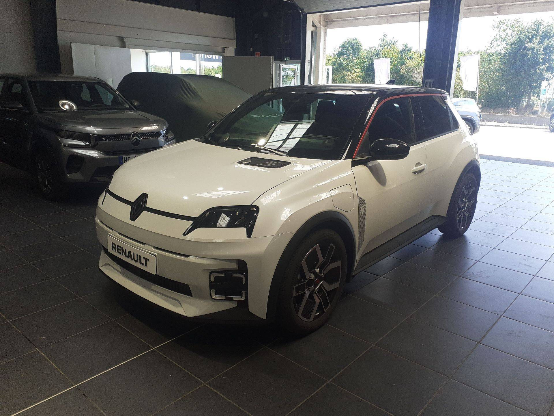 Vente en ligne Renault R5 E-Tech  150 ch autonomie confort au prix de 36 340 €