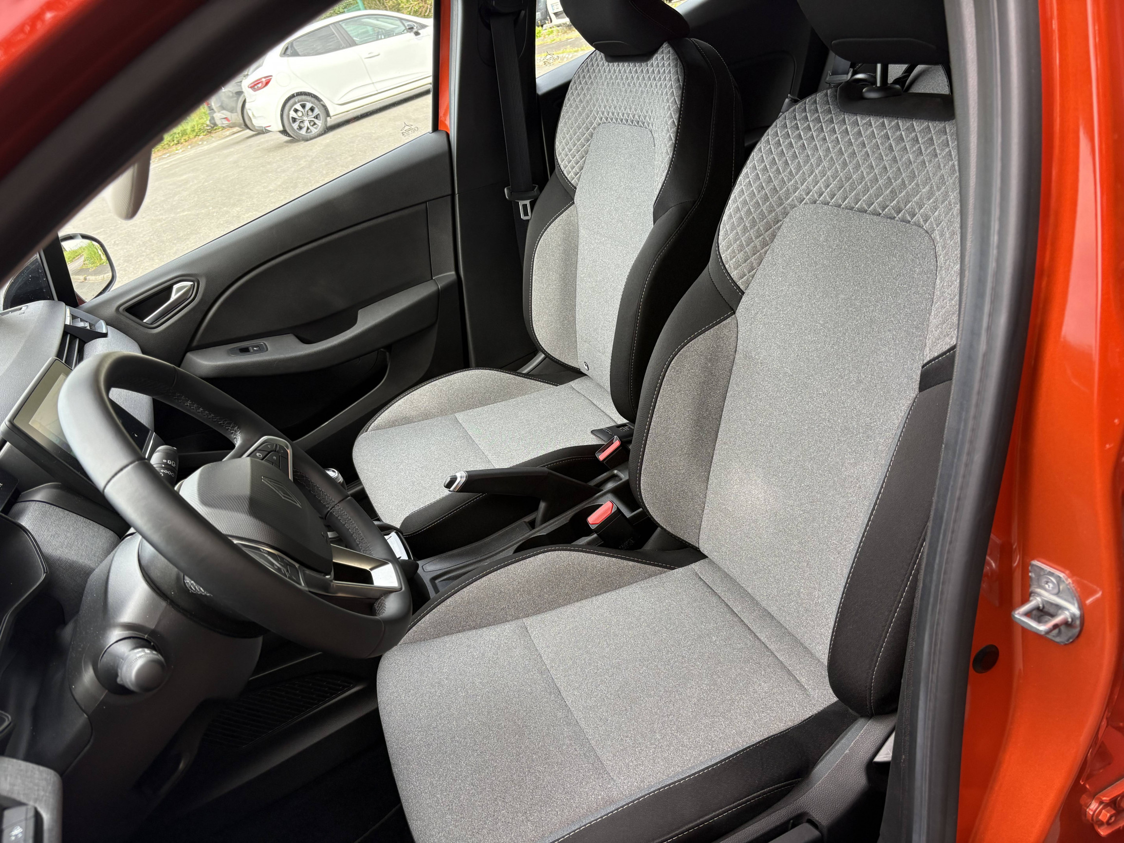 Vente en ligne Renault Clio 5 Clio Blue dCi 100 ch GSR2 au prix de 16 690 €