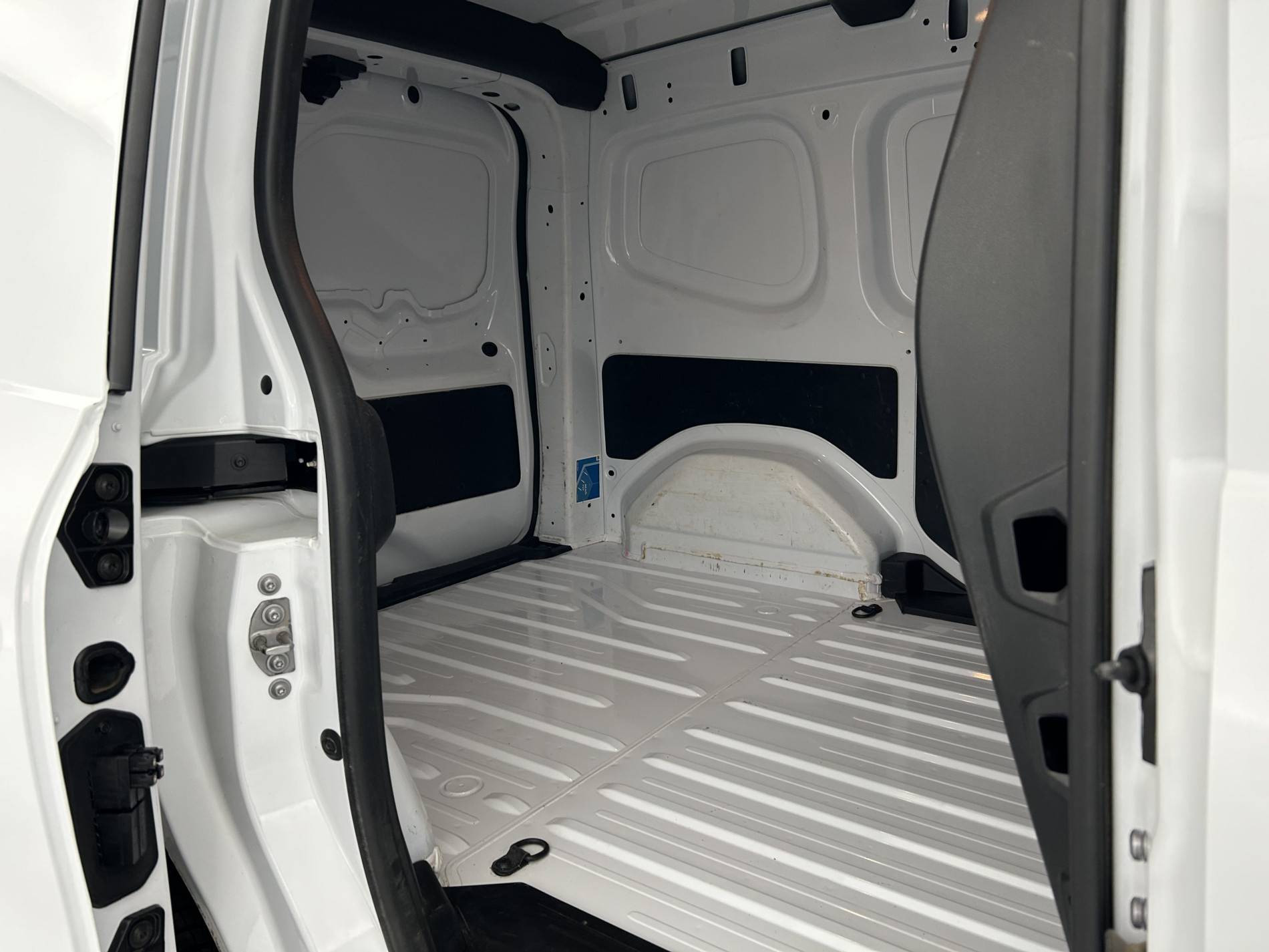 Vente en ligne Renault Kangoo Van  BLUE DCI 95 au prix de 15 290 €