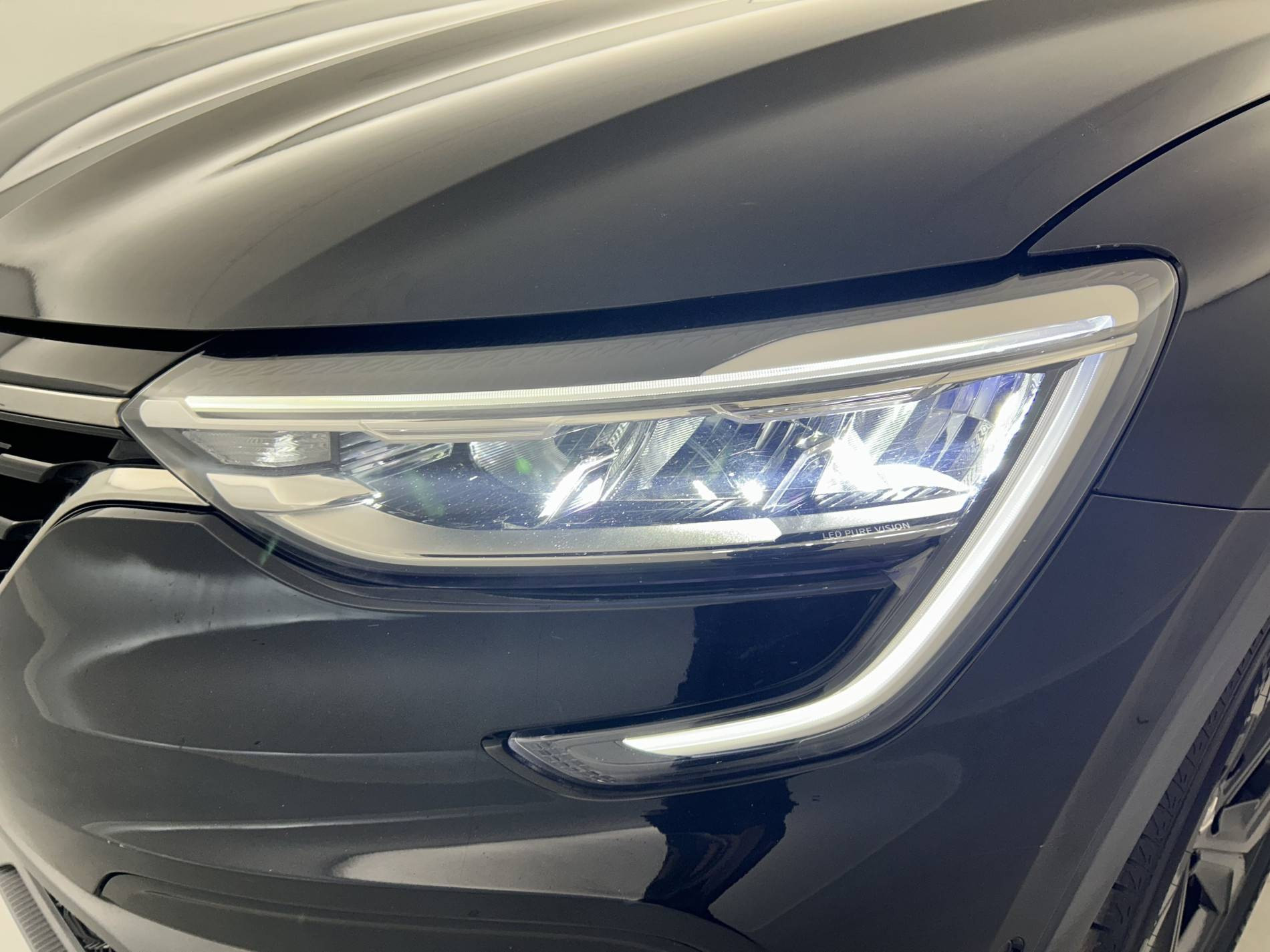 Vente en ligne Renault Arkana  E-Tech hybride 145 au prix de 22 390 €