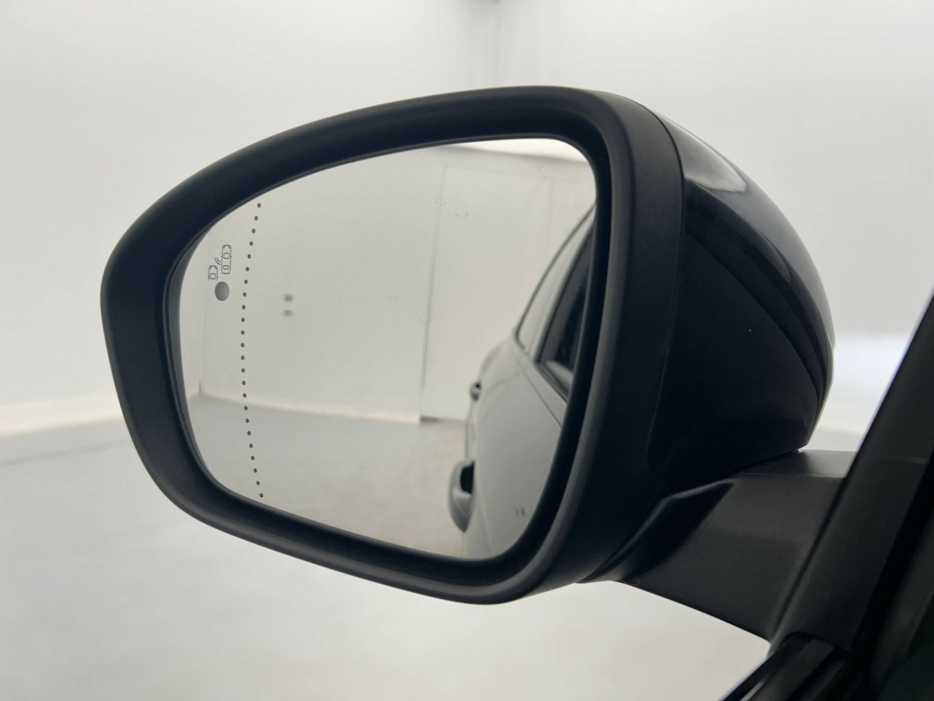 Vente en ligne Renault Arkana  E-Tech hybride 145 au prix de 22 390 €