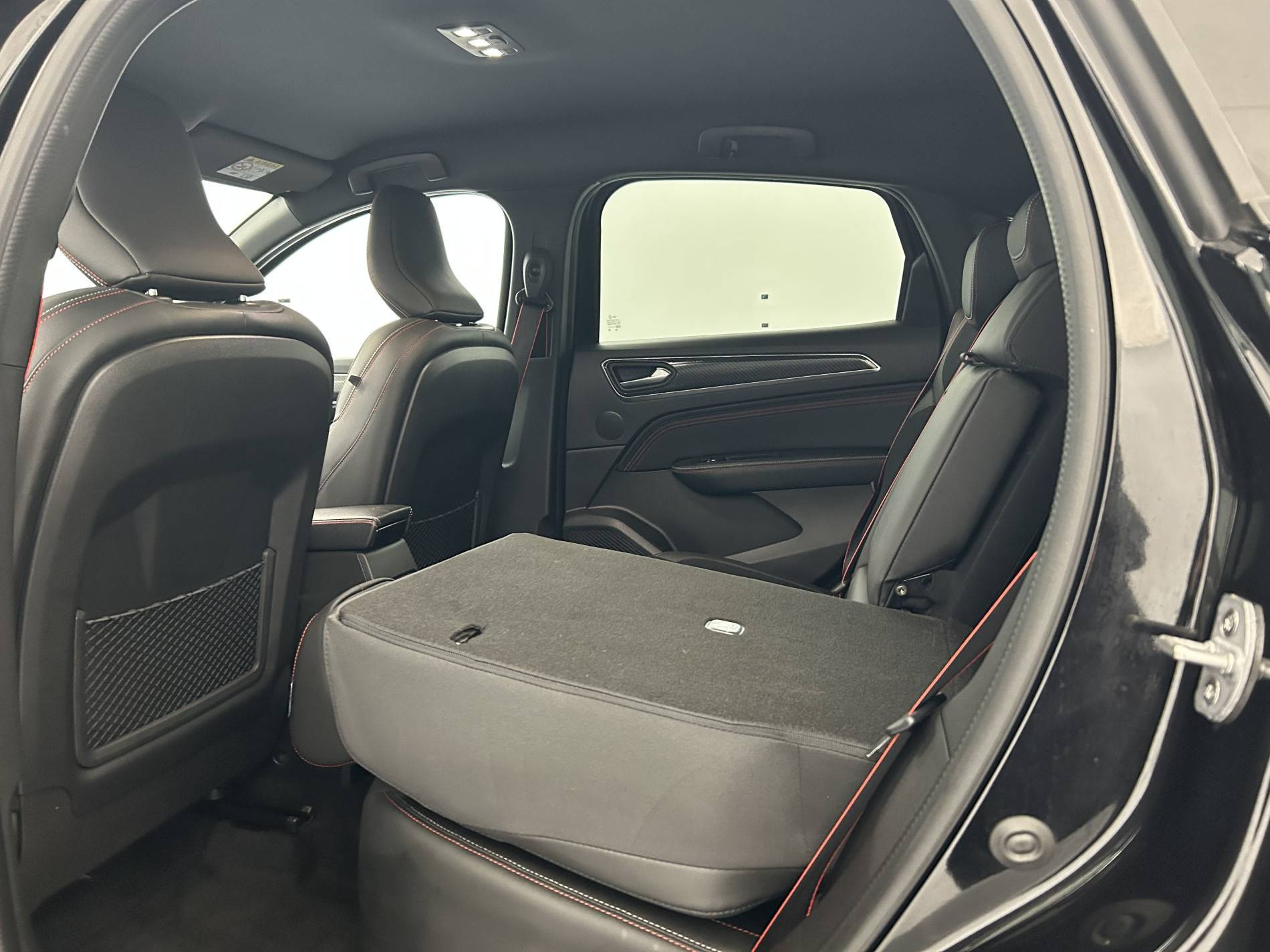 Vente en ligne Renault Arkana  E-Tech hybride 145 au prix de 22 390 €