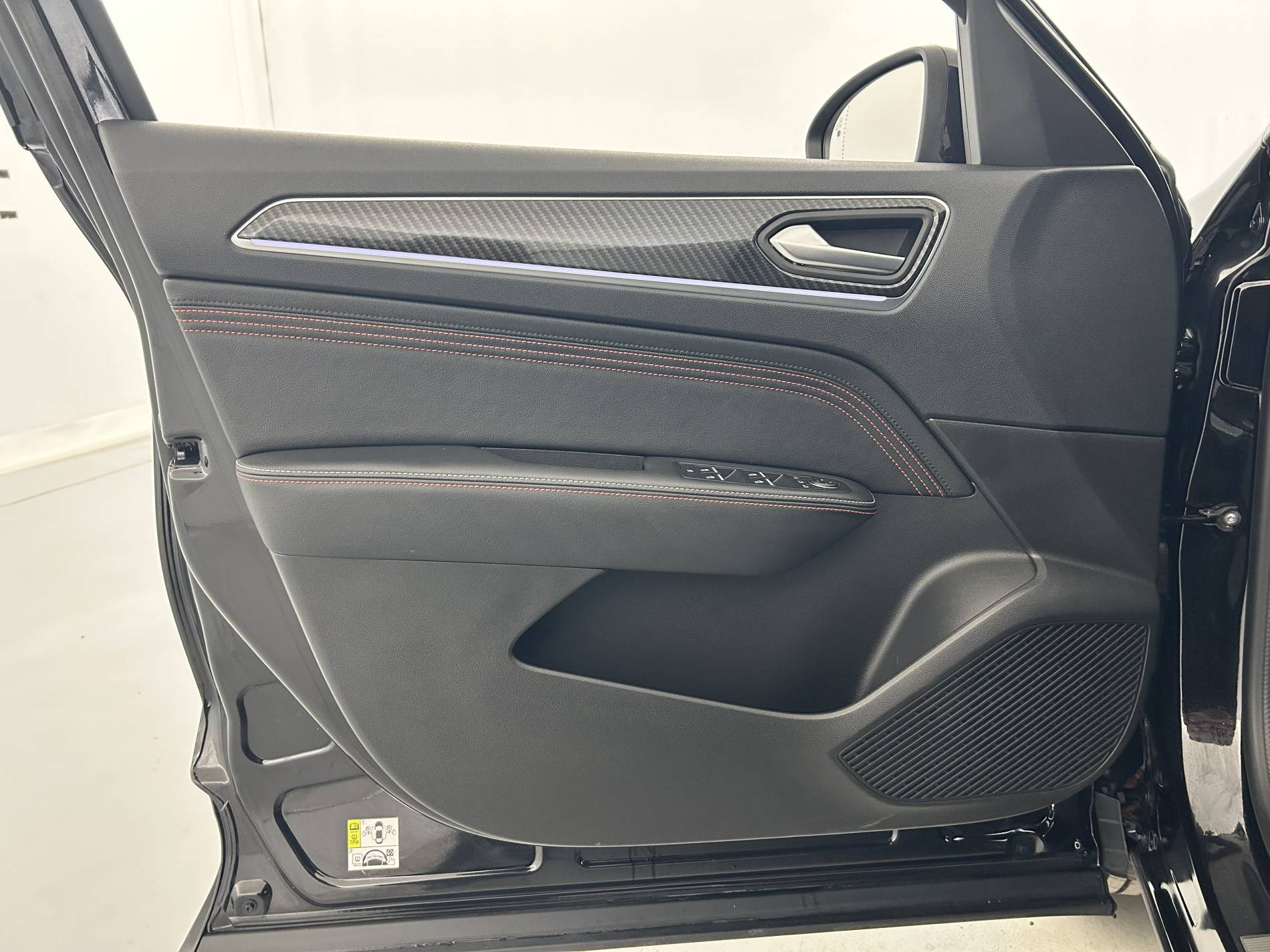 Vente en ligne Renault Arkana  E-Tech hybride 145 au prix de 22 390 €