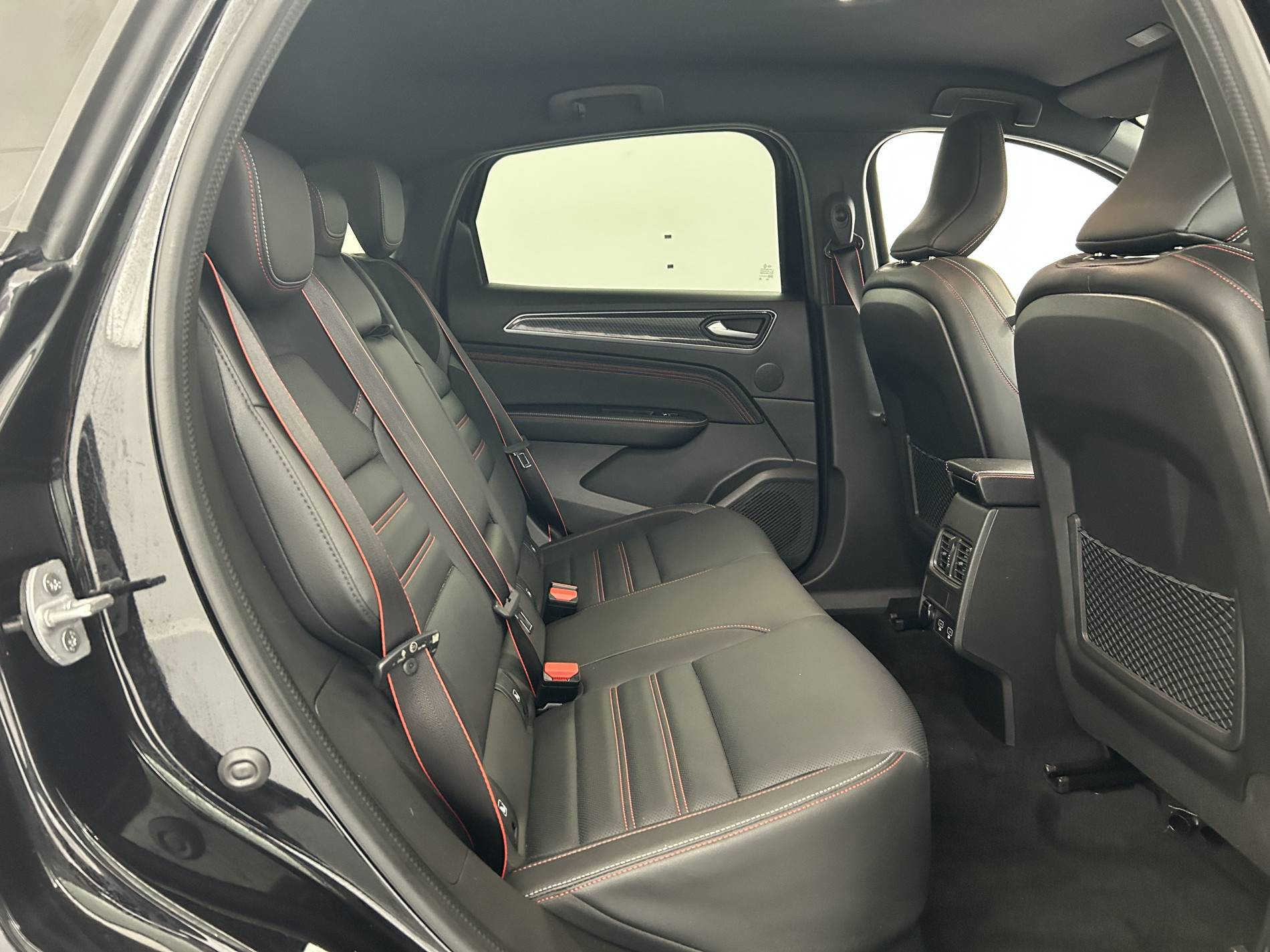 Vente en ligne Renault Arkana  E-Tech hybride 145 au prix de 22 390 €