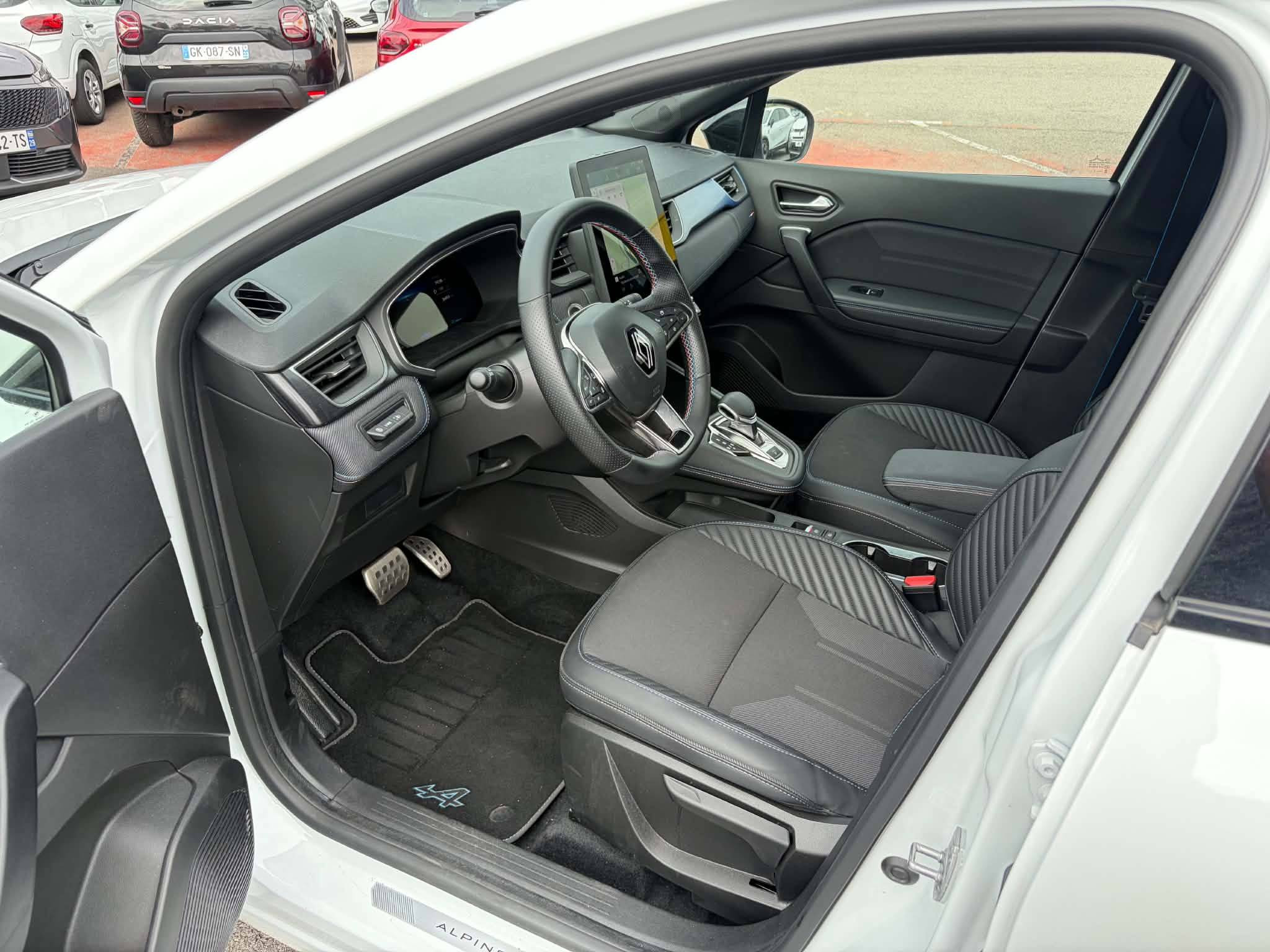 Vente en ligne Renault Captur  E-Tech full hybrid 145 ch au prix de 25 990 €