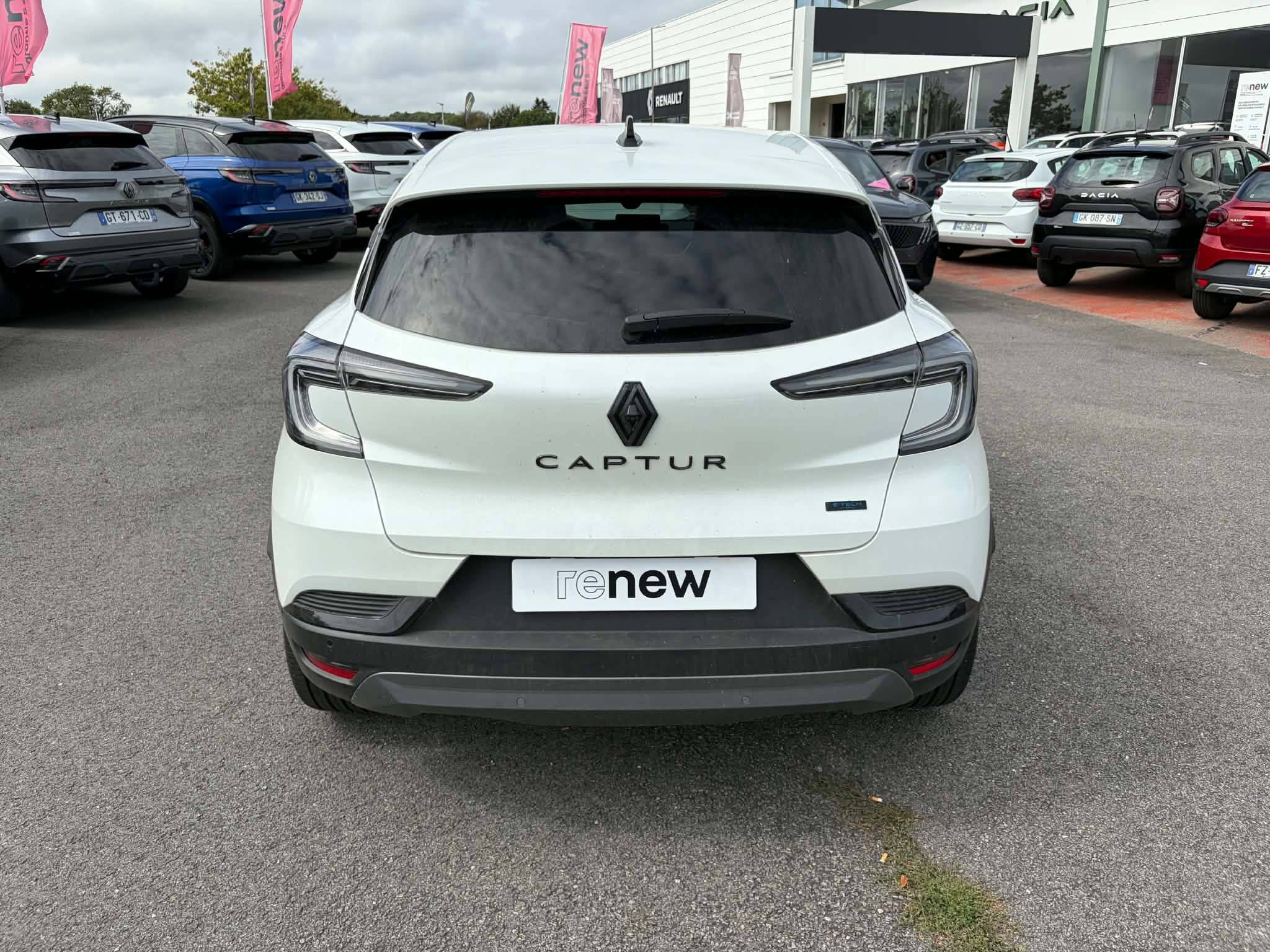 Vente en ligne Renault Captur  E-Tech full hybrid 145 ch au prix de 25 990 €