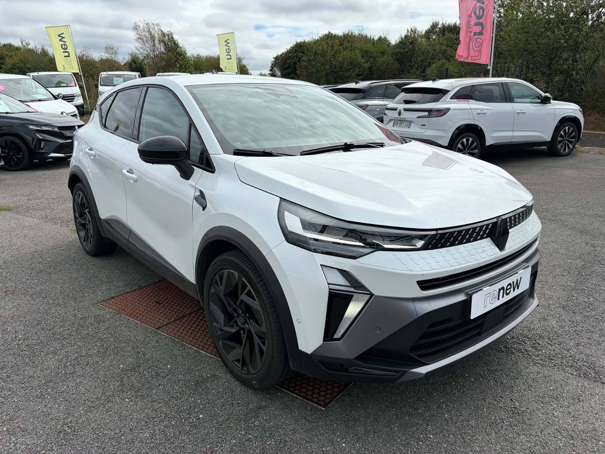 Vente en ligne Renault Captur  E-Tech full hybrid 145 ch au prix de 25 990 €