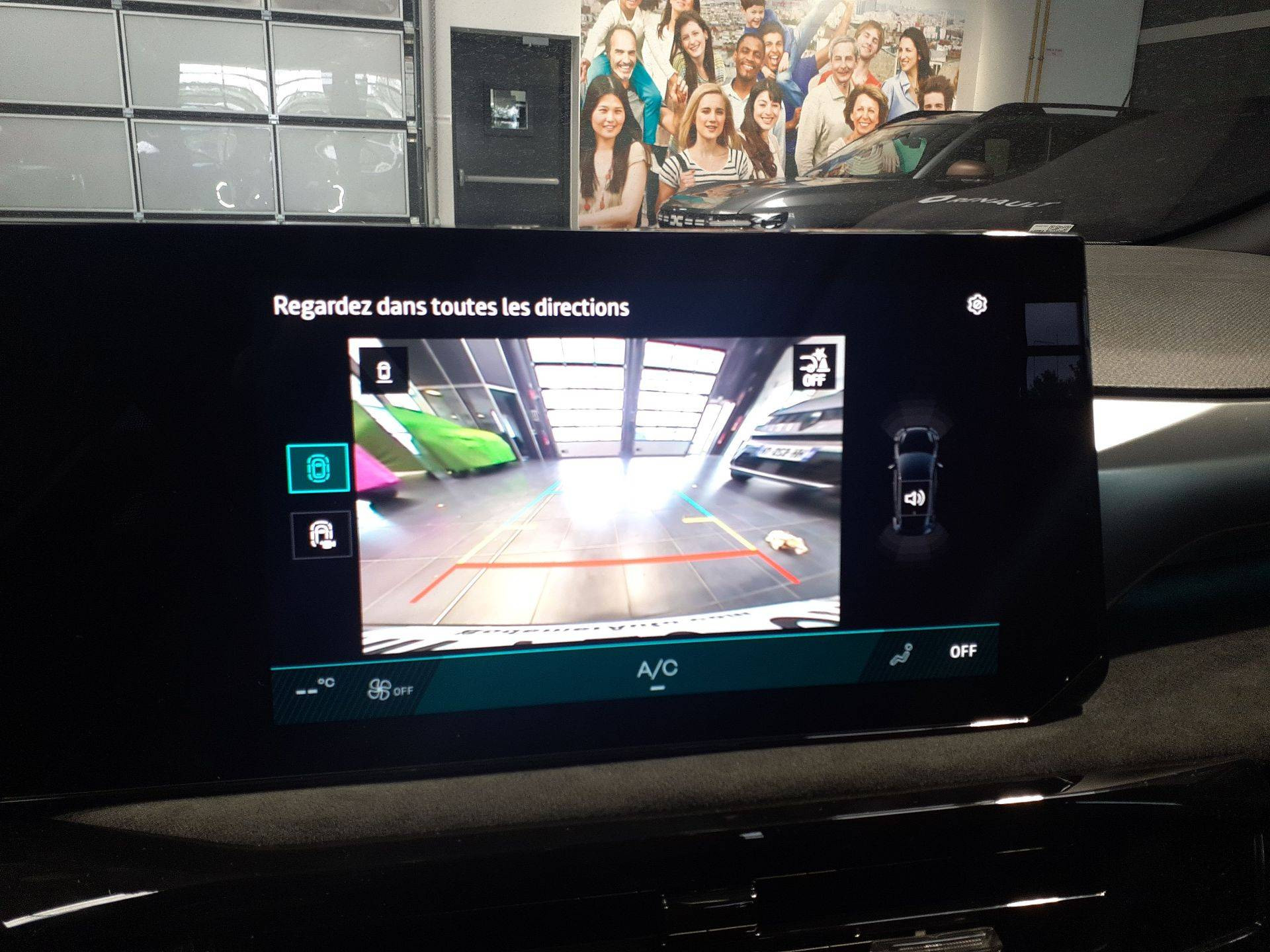 Vente en ligne Renault Clio 6 Clio E-Tech full hybrid 160 ch au prix de 28 490 €