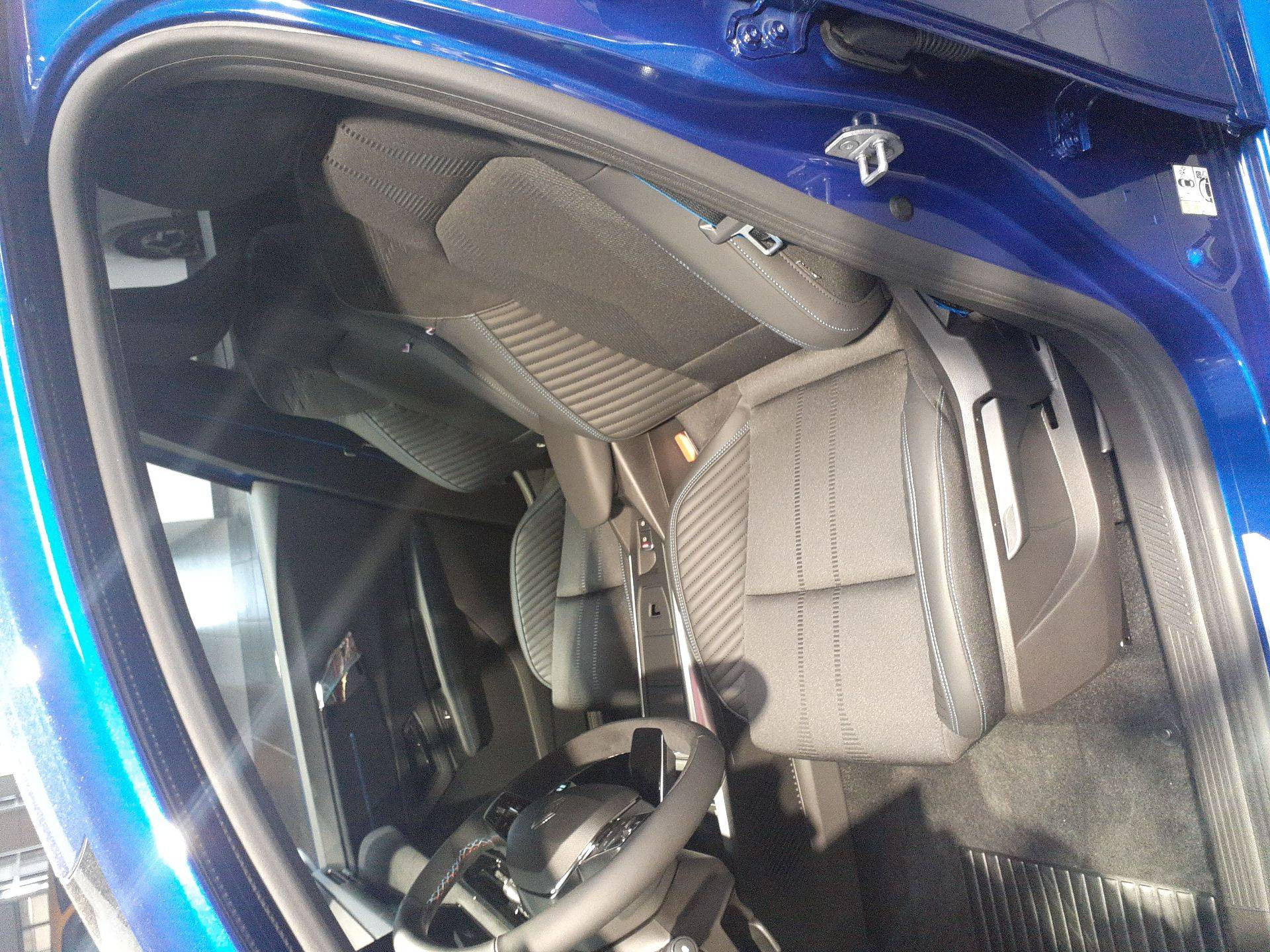 Vente en ligne Renault Clio 6 Clio E-Tech full hybrid 160 ch au prix de 28 490 €