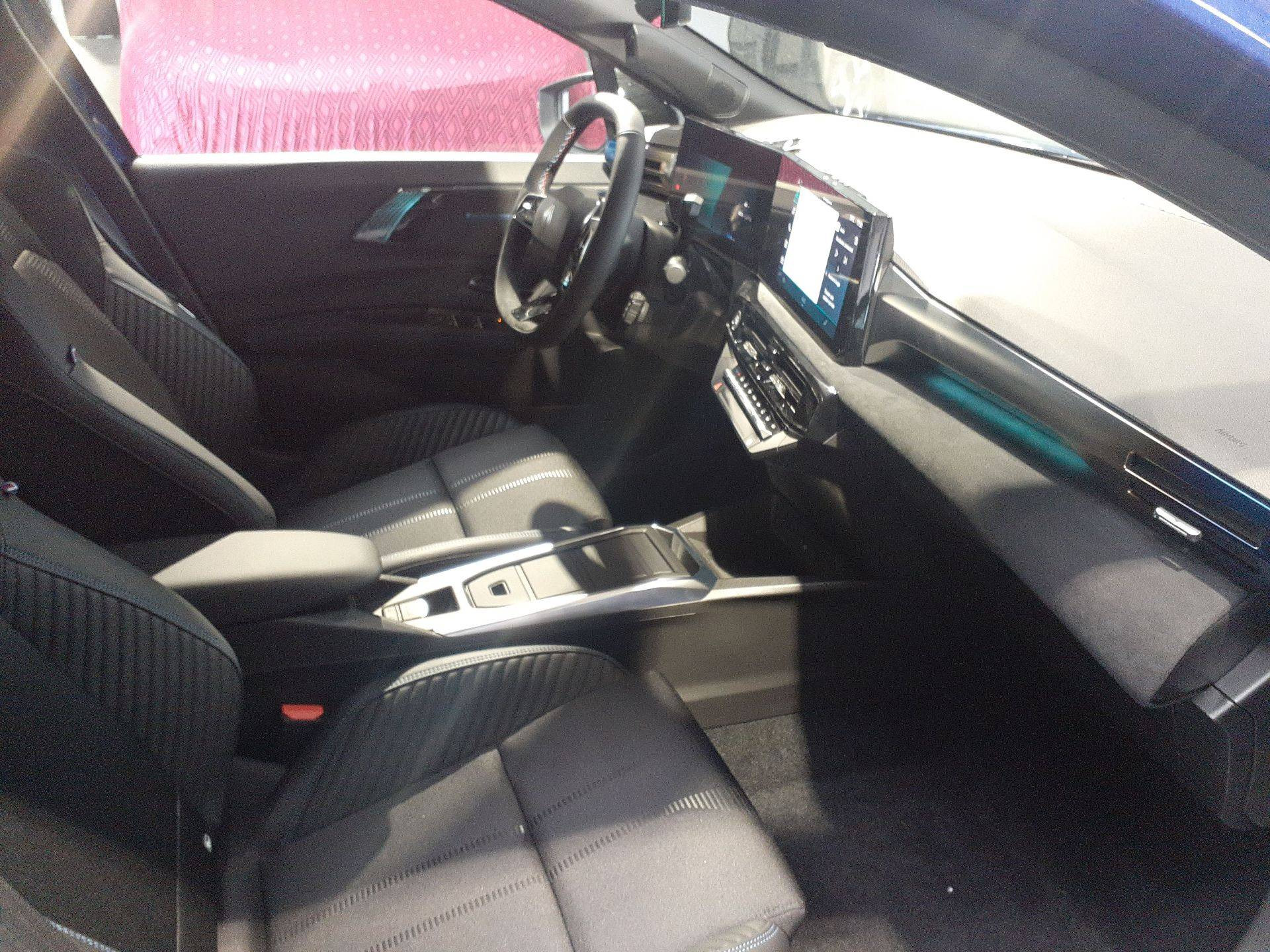 Vente en ligne Renault Clio 6 Clio E-Tech full hybrid 160 ch au prix de 28 490 €