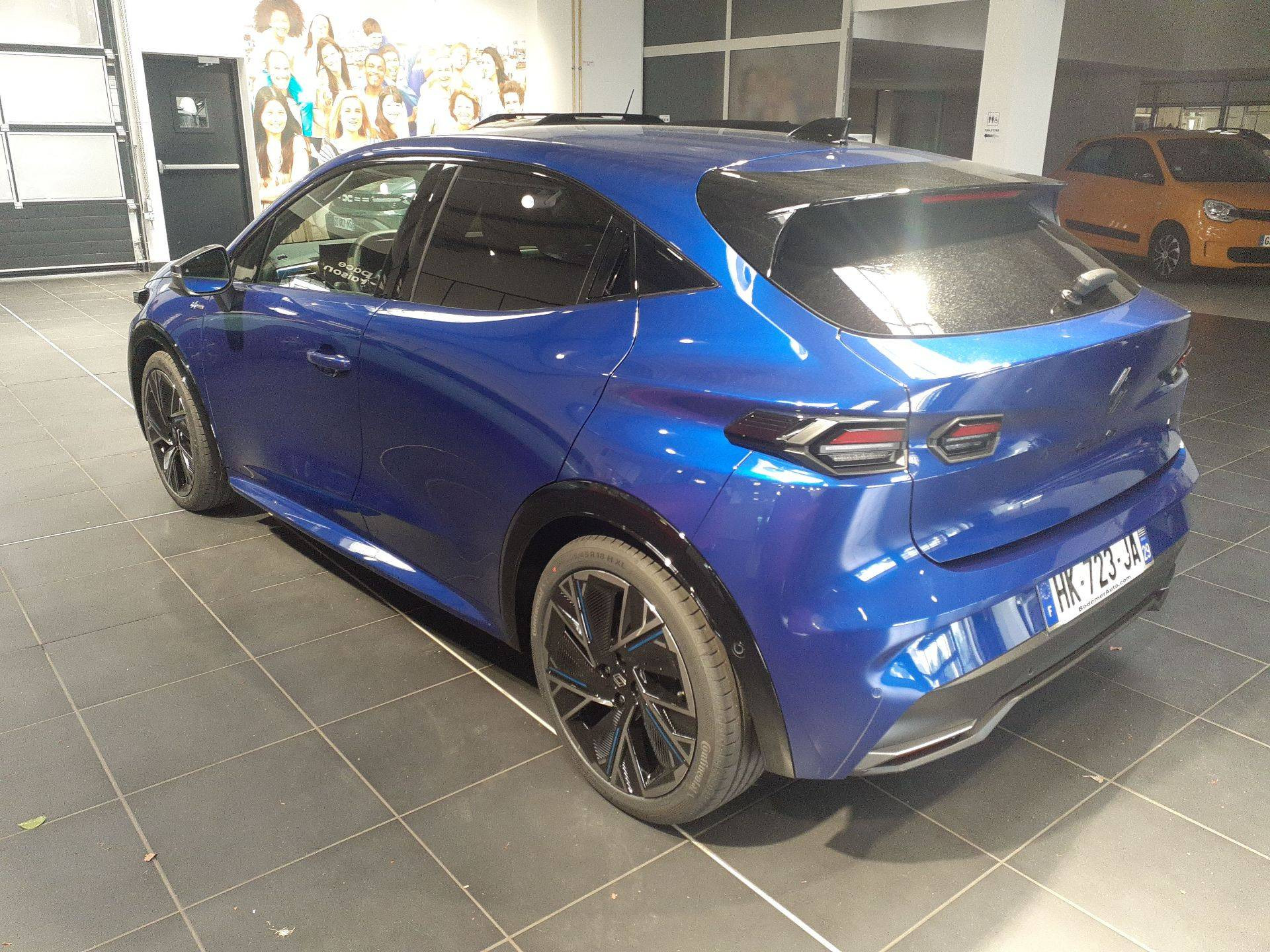 Vente en ligne Renault Clio 6 Clio E-Tech full hybrid 160 ch au prix de 28 490 €