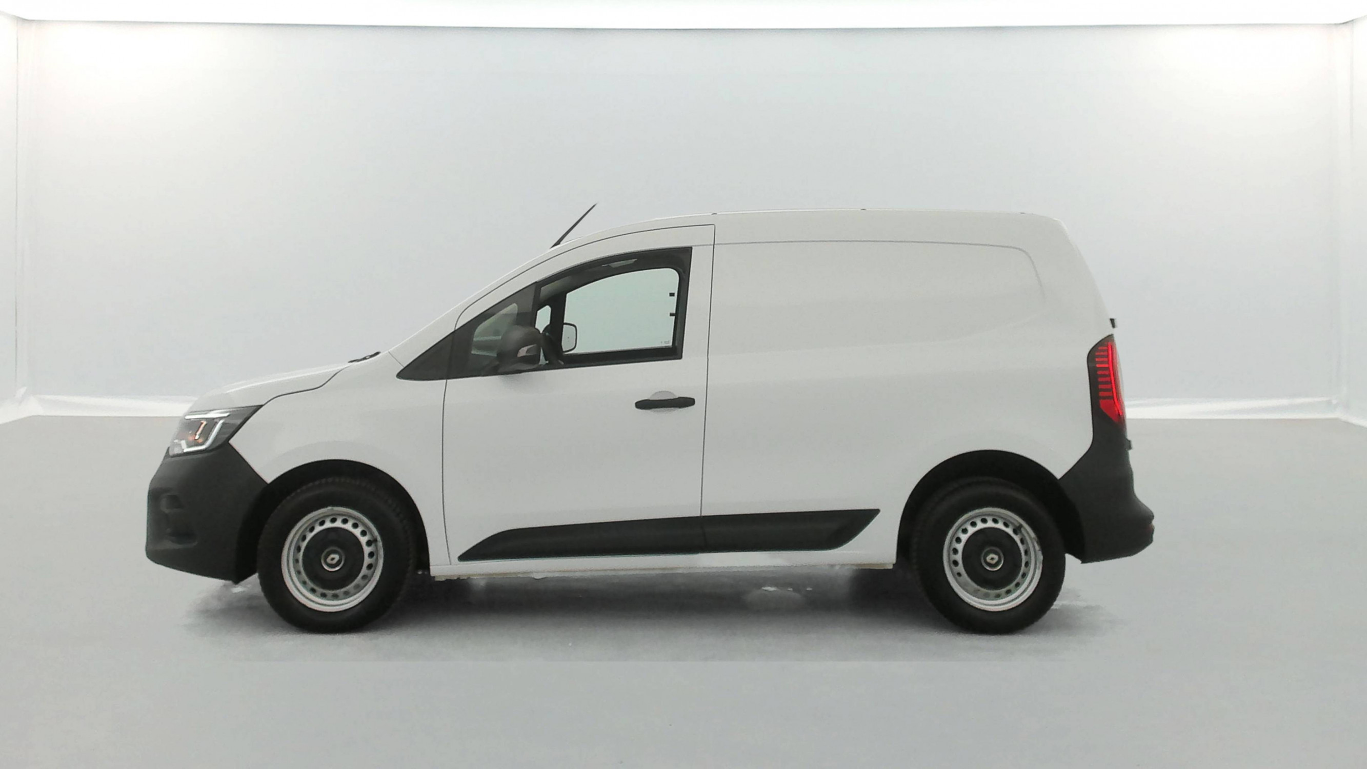 Renault Kangoo Van  BLUE DCI 95 occasion de 2023 en vente à Quimper