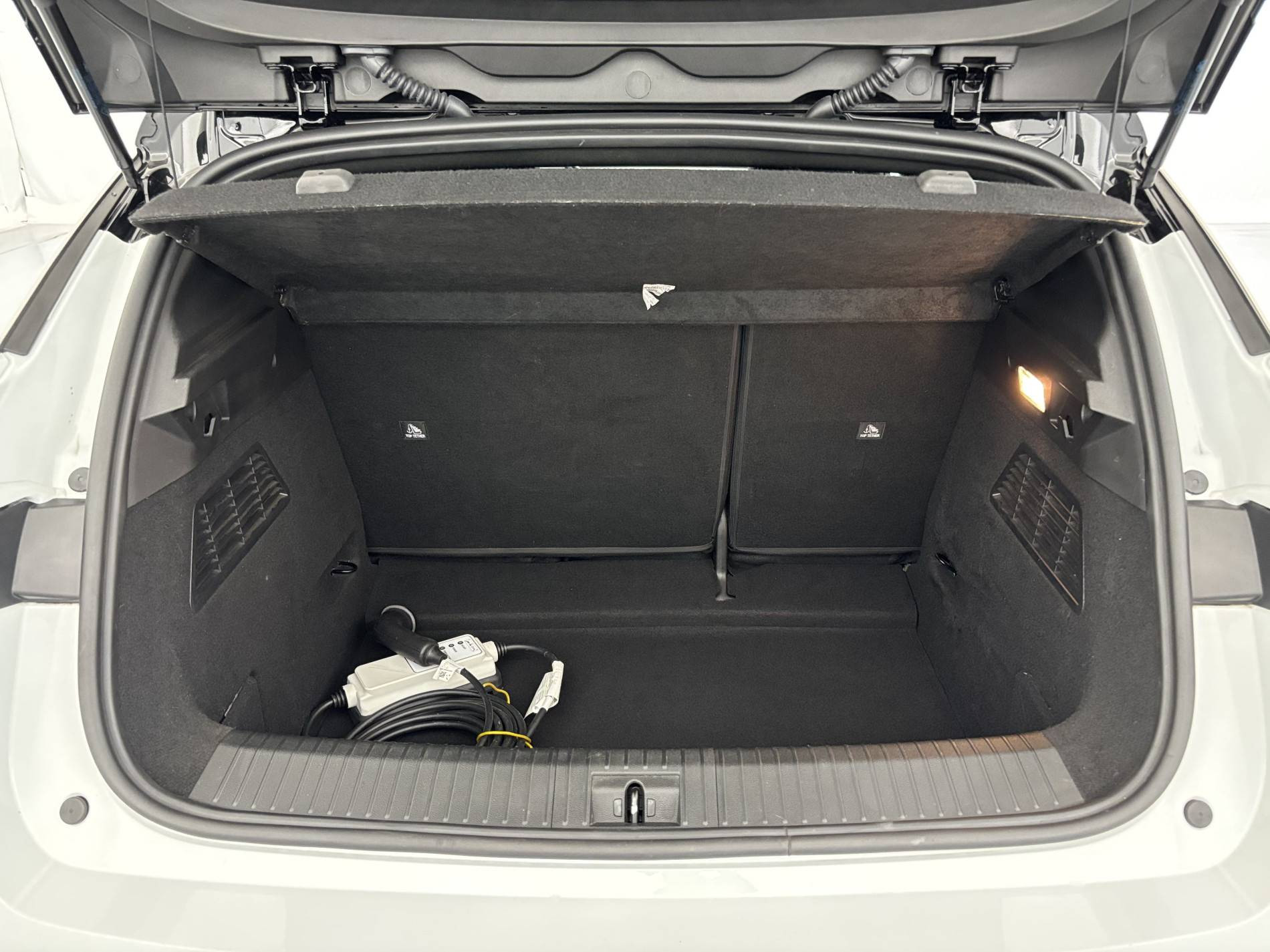 Vente en ligne Renault Megane E-Tech  EV60 220 ch super charge au prix de 26 690 €