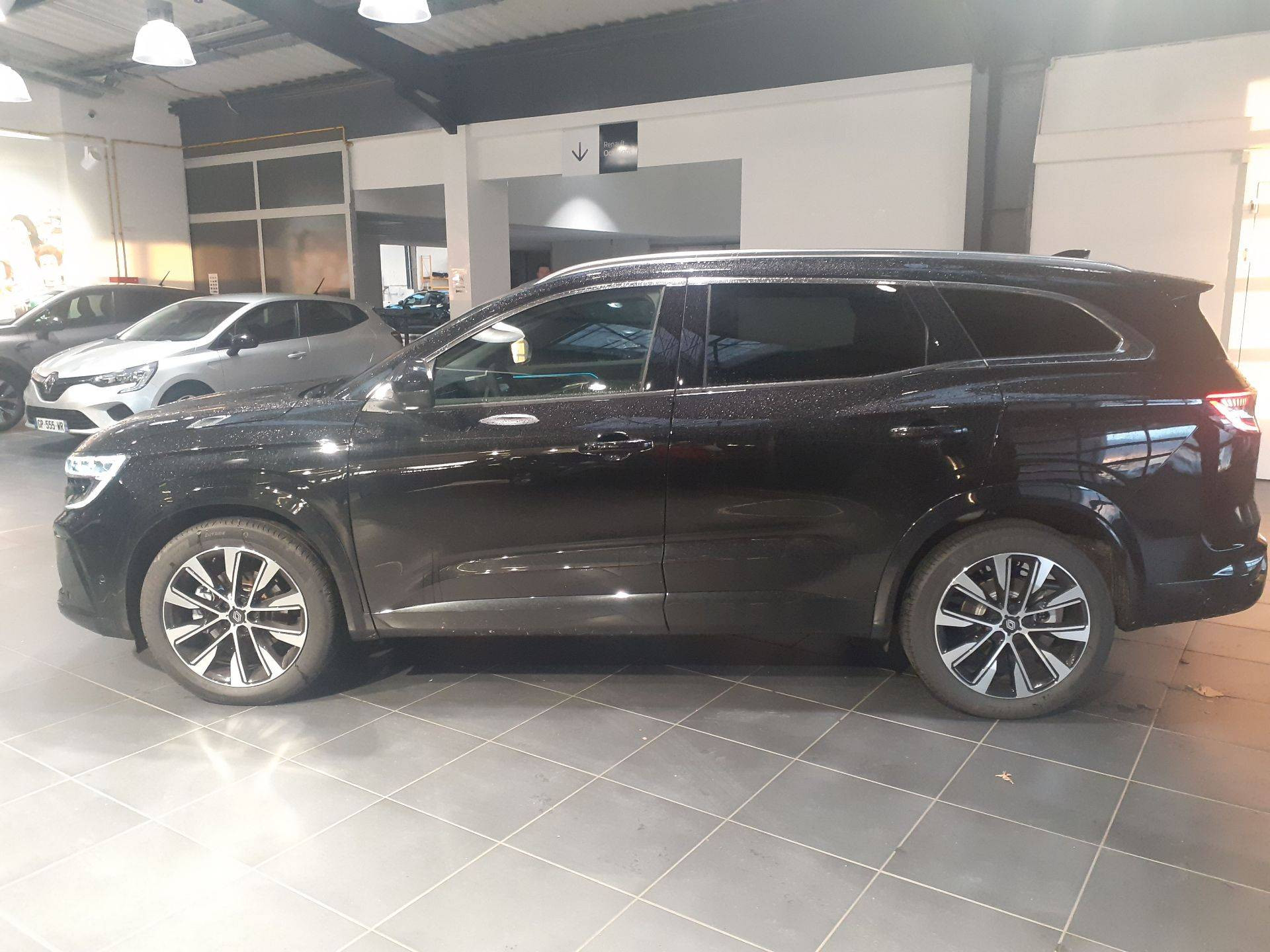 Renault Espace Espace full hybrid E-Tech 200 ch 5pl occasion de 2025 en vente à Quimper