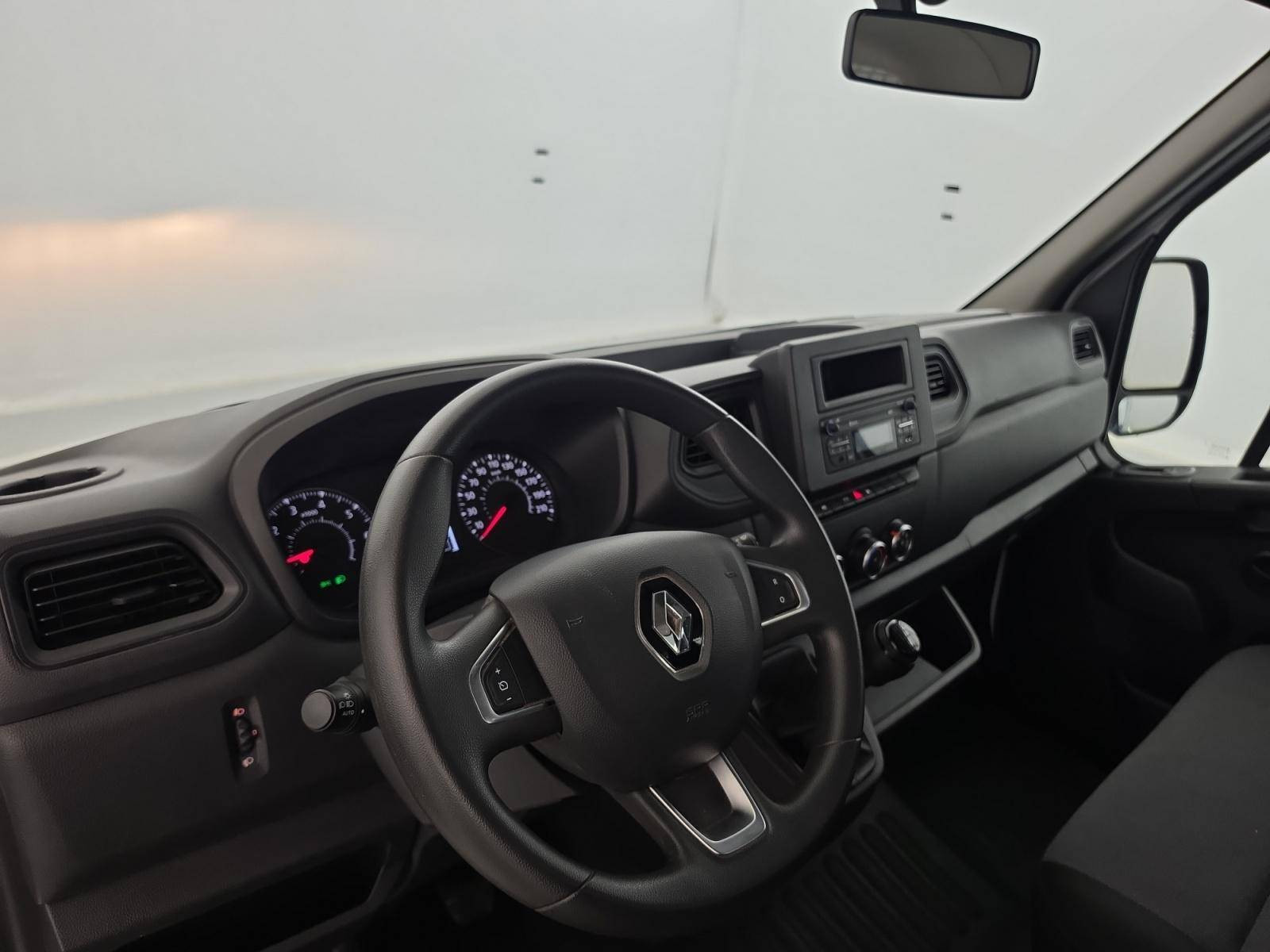 Vente en ligne Renault Master 3 Châssis Cabine MASTER BENNE CC PROP RJ3500 L2 PAFC BLUE DCI 130 EURO VI au prix de 30 890 €