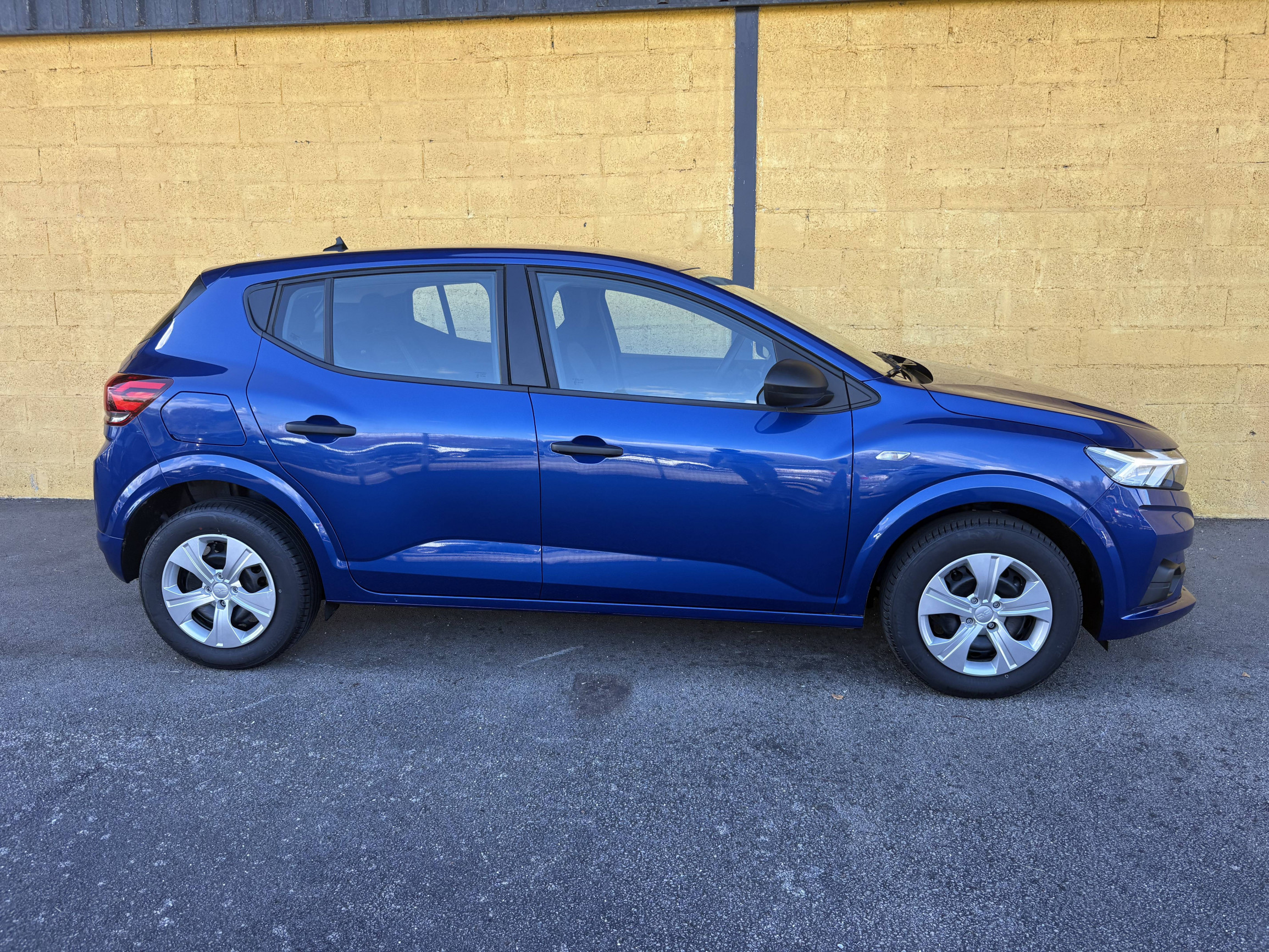 Vente en ligne Dacia Sandero  SCe 65 au prix de 13 490 €