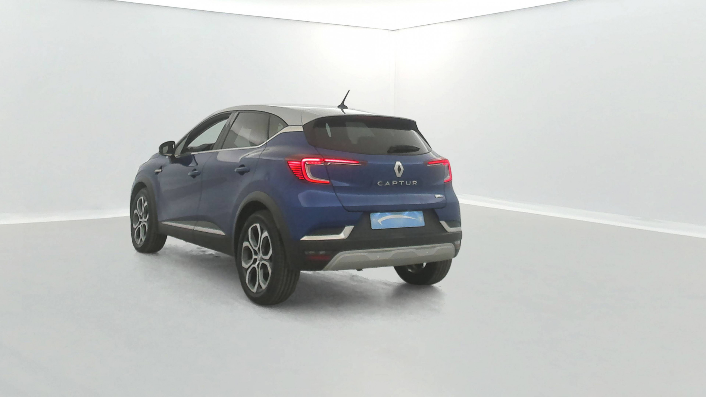 Vente en ligne Renault Captur  E-Tech 145 - 21 au prix de 17 990 €