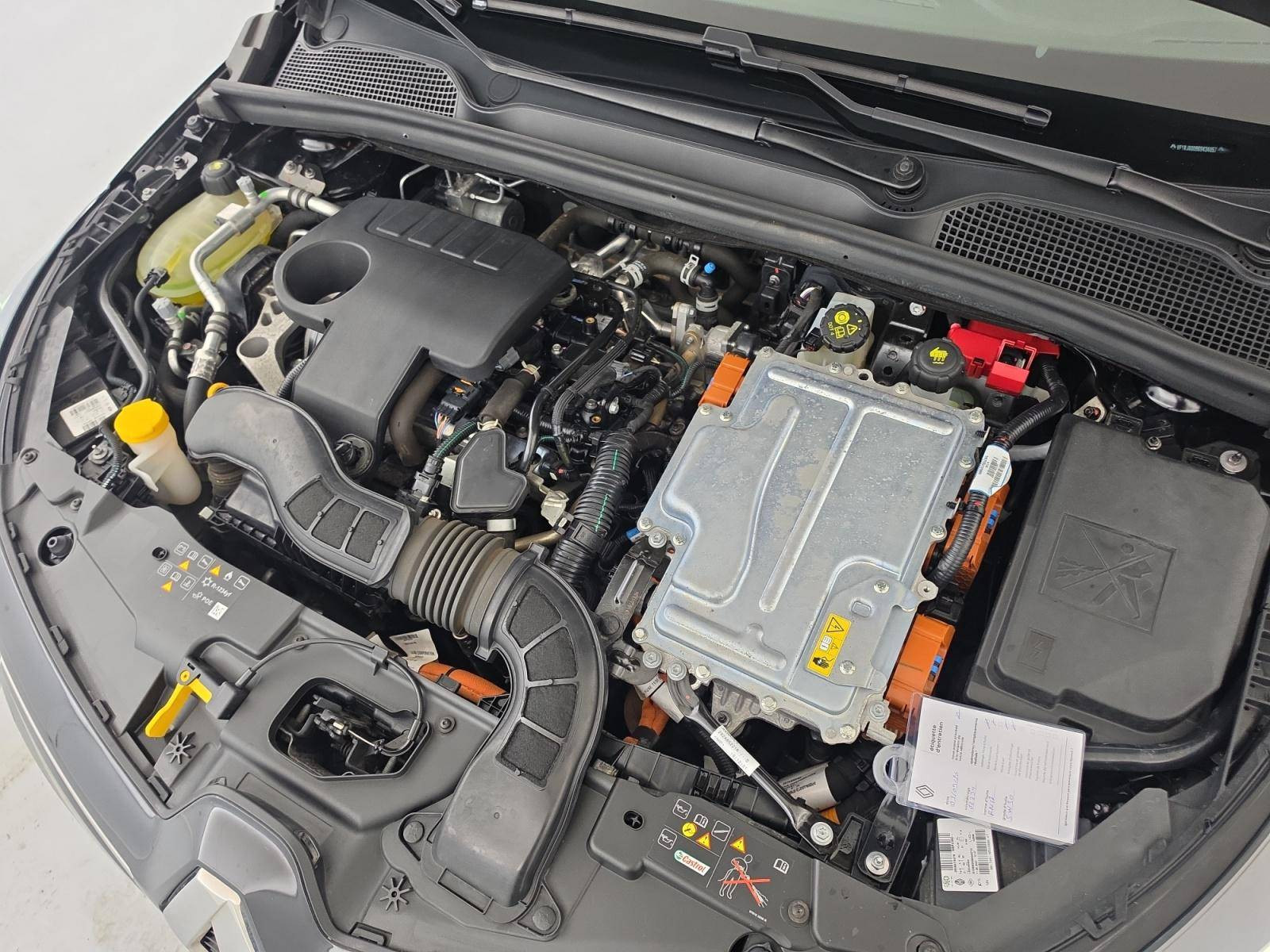 Vente en ligne Renault Clio 5 Clio E-Tech 140 - 21N au prix de 15 890 €