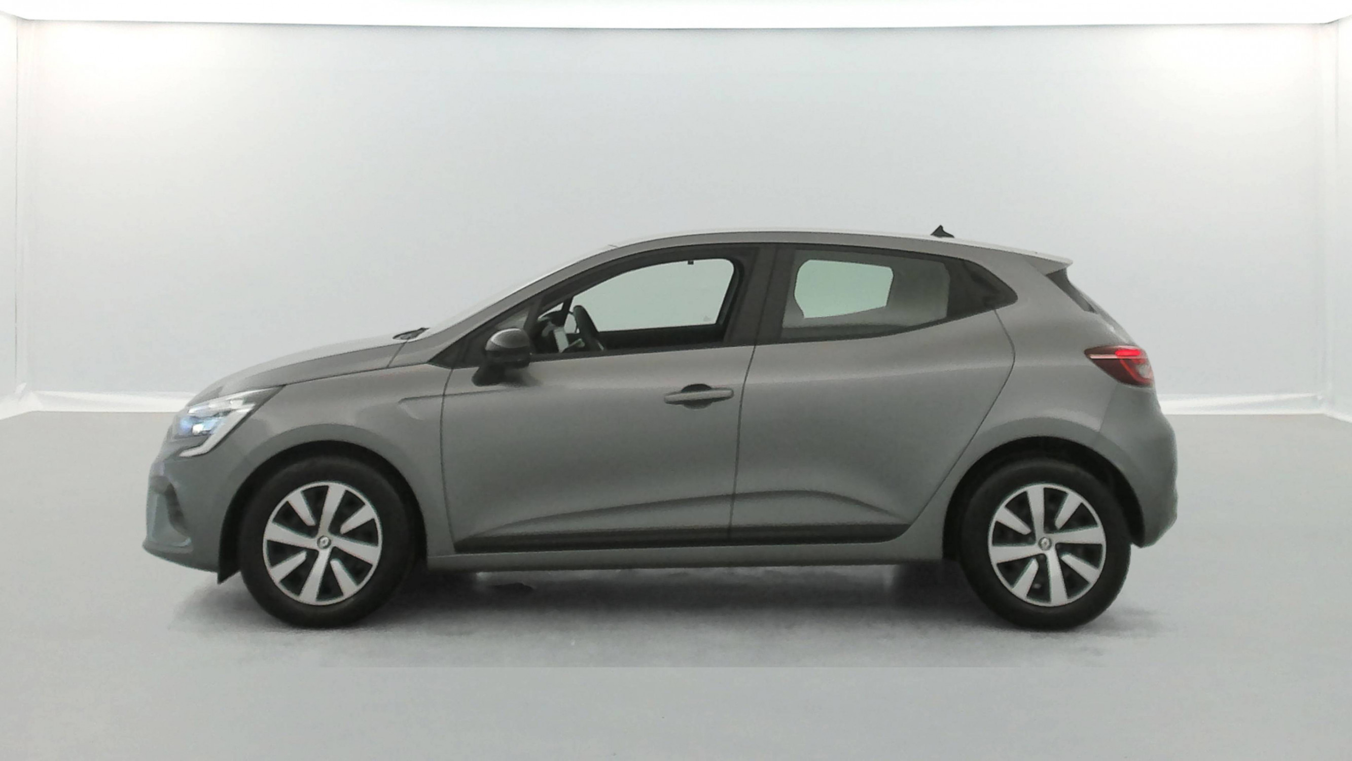 Renault Clio 5 Clio TCe 90 occasion de 2024 en vente à Quimper