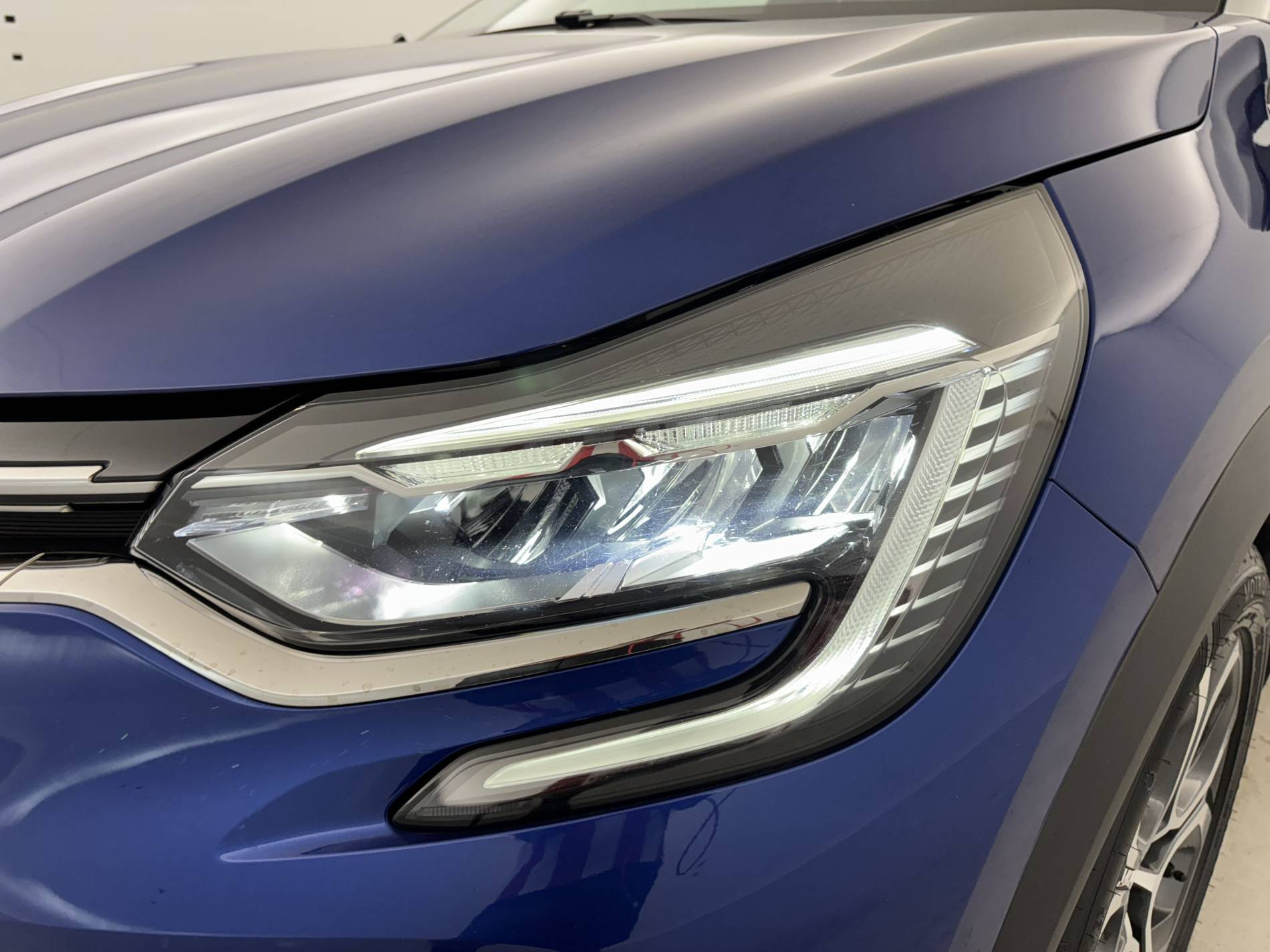 Vente en ligne Renault Captur  E-Tech 145 - 21 au prix de 17 990 €