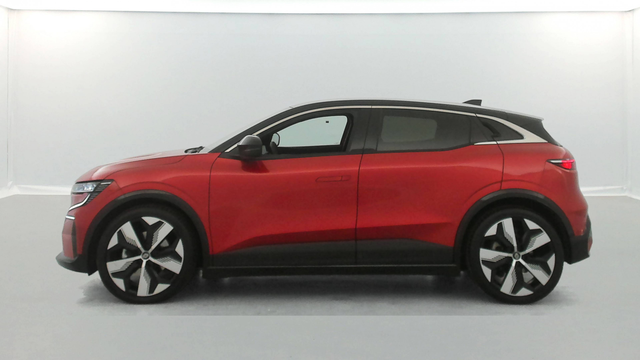 Renault Megane E-Tech  220 ch autonomie confort GSR2 occasion de 2025 en vente à Quimper