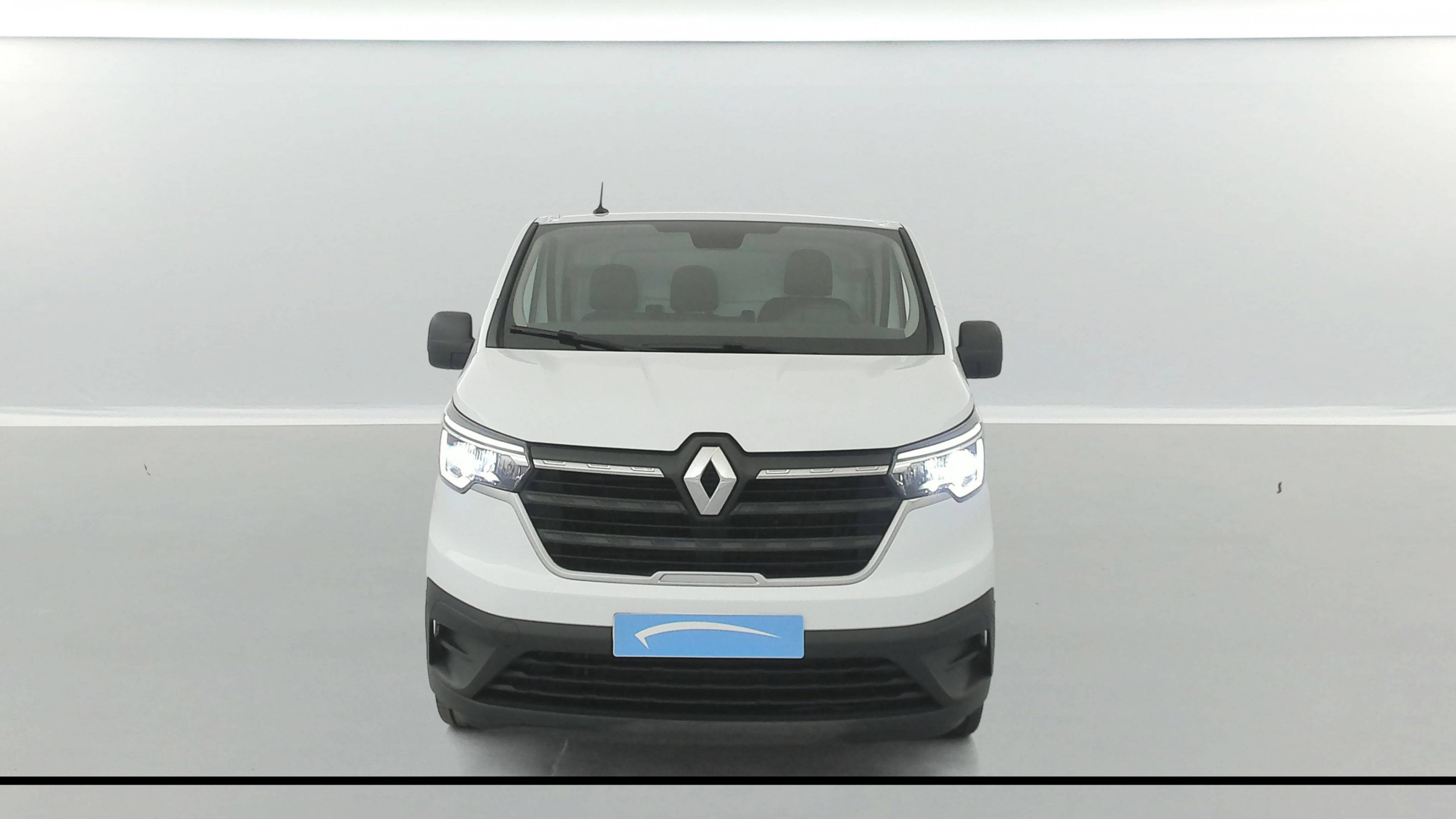 Vente en ligne Renault Trafic 3 Fourgon TRAFIC FGN L2H1 3000 KG BLUE DCI 130 au prix de 22 990 €