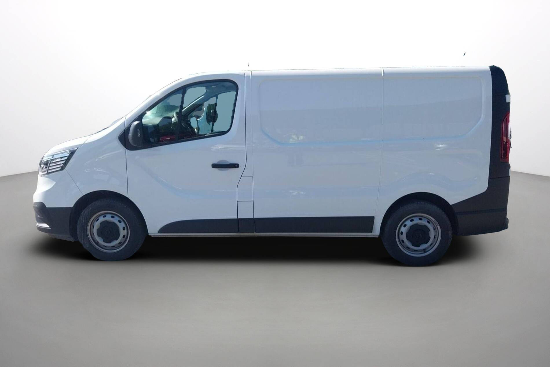 Renault Trafic 3 Fourgon TRAFIC FG BLUE DCI 130 L1H1 3T GSR2 occasion de 2024 en vente à Quimper