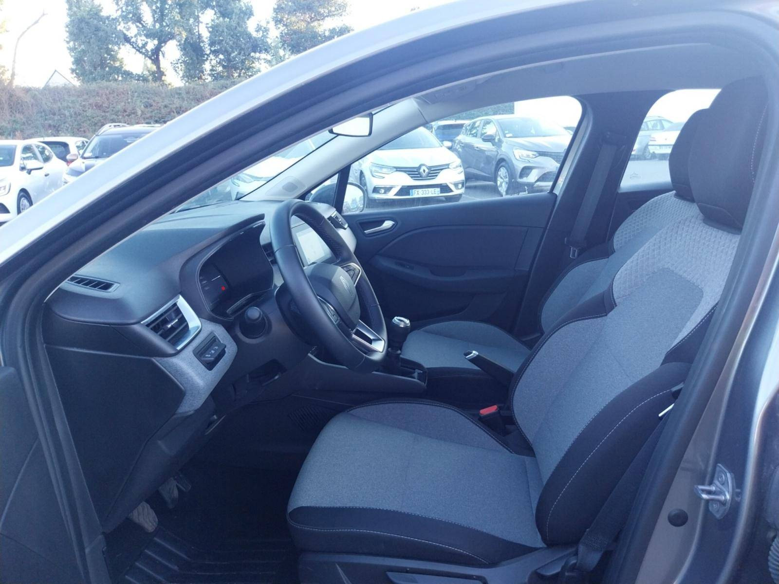 Vente en ligne Renault Clio 5 Clio Blue dCi 100 ch GSR2 au prix de 16 990 €
