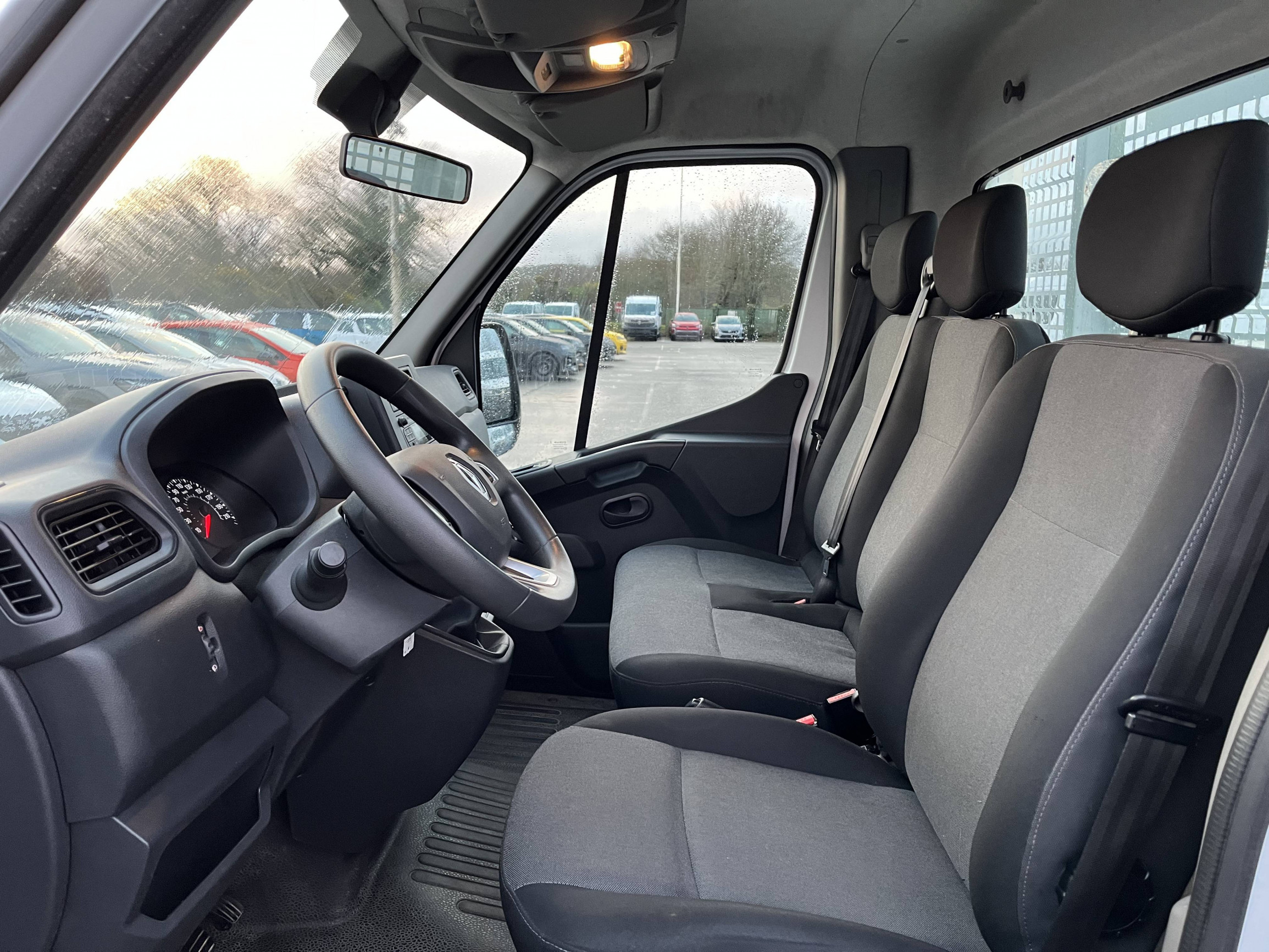 Vente en ligne Renault Master 3 Châssis Cabine MASTER BENNE CC PROP RJ3500 L2 PAFC BLUE DCI 130 EURO VI au prix de 27 990 €