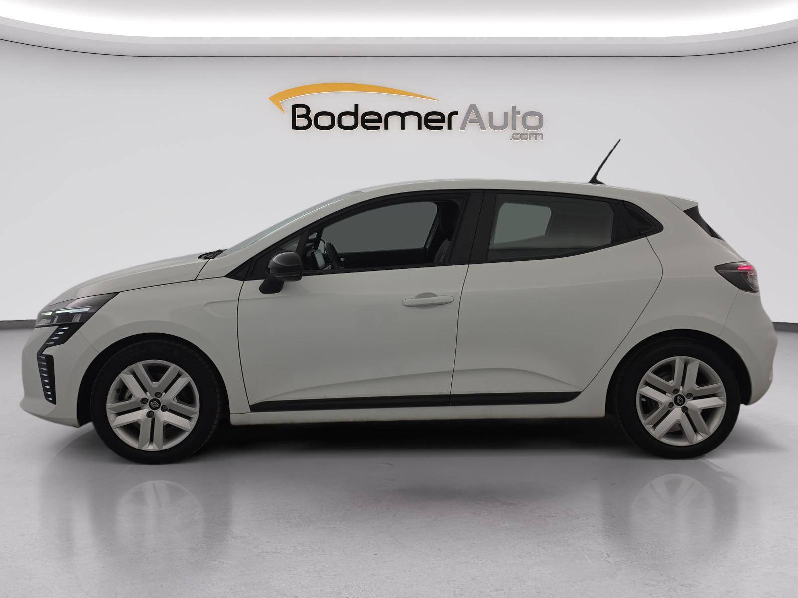 Renault Clio 5 Clio E-Tech full hybrid 145 occasion de 2023 en vente à Quimper