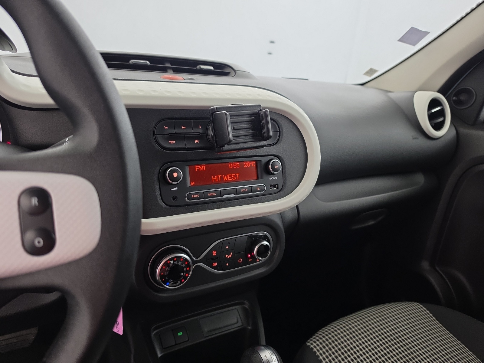 Vente en ligne Renault Twingo Electrique Twingo III E-Tech au prix de 12 990 €