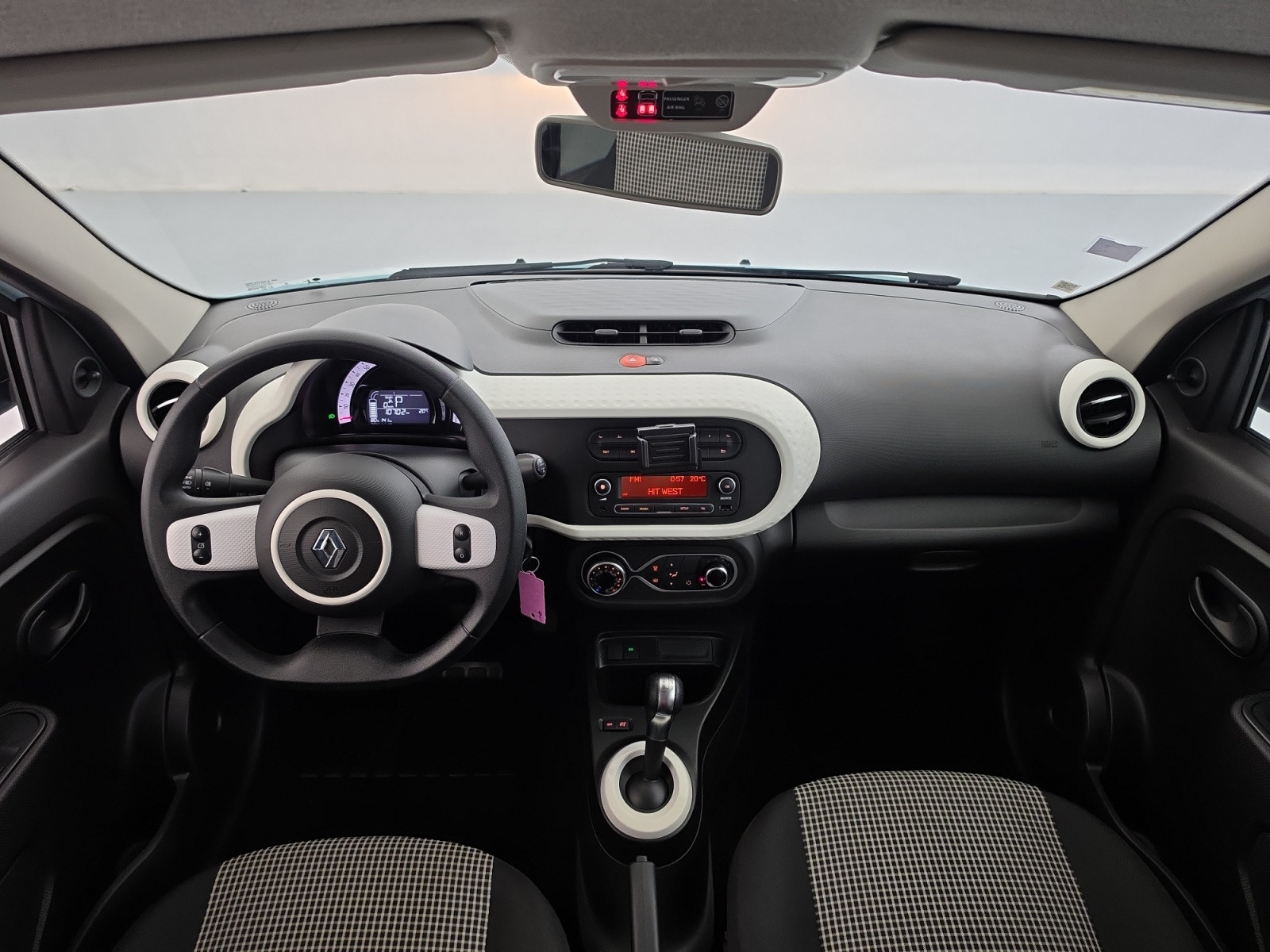 Vente en ligne Renault Twingo Electrique Twingo III E-Tech au prix de 12 990 €